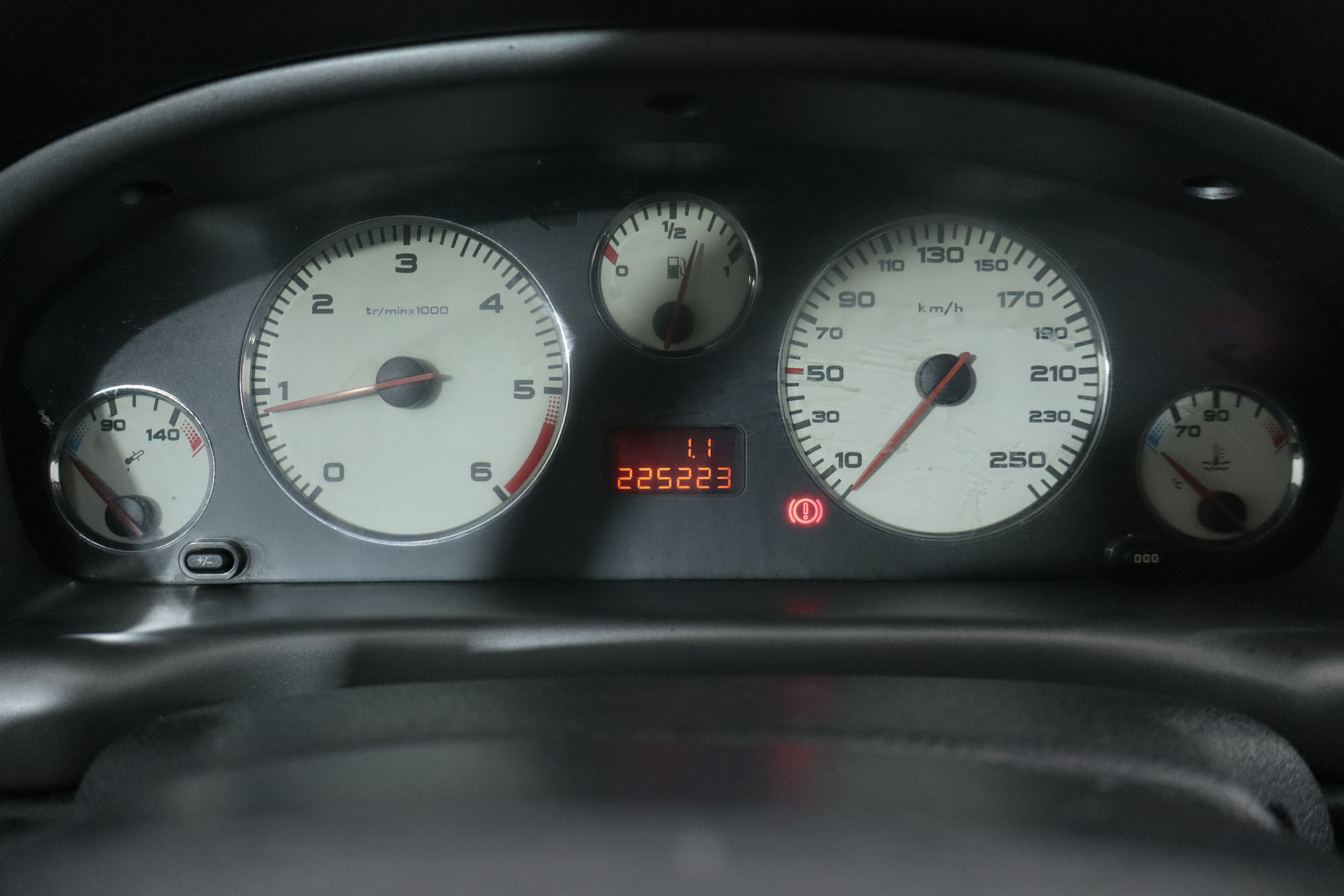 Peugeot 406 2.0HDI 110CV 5P foto 18