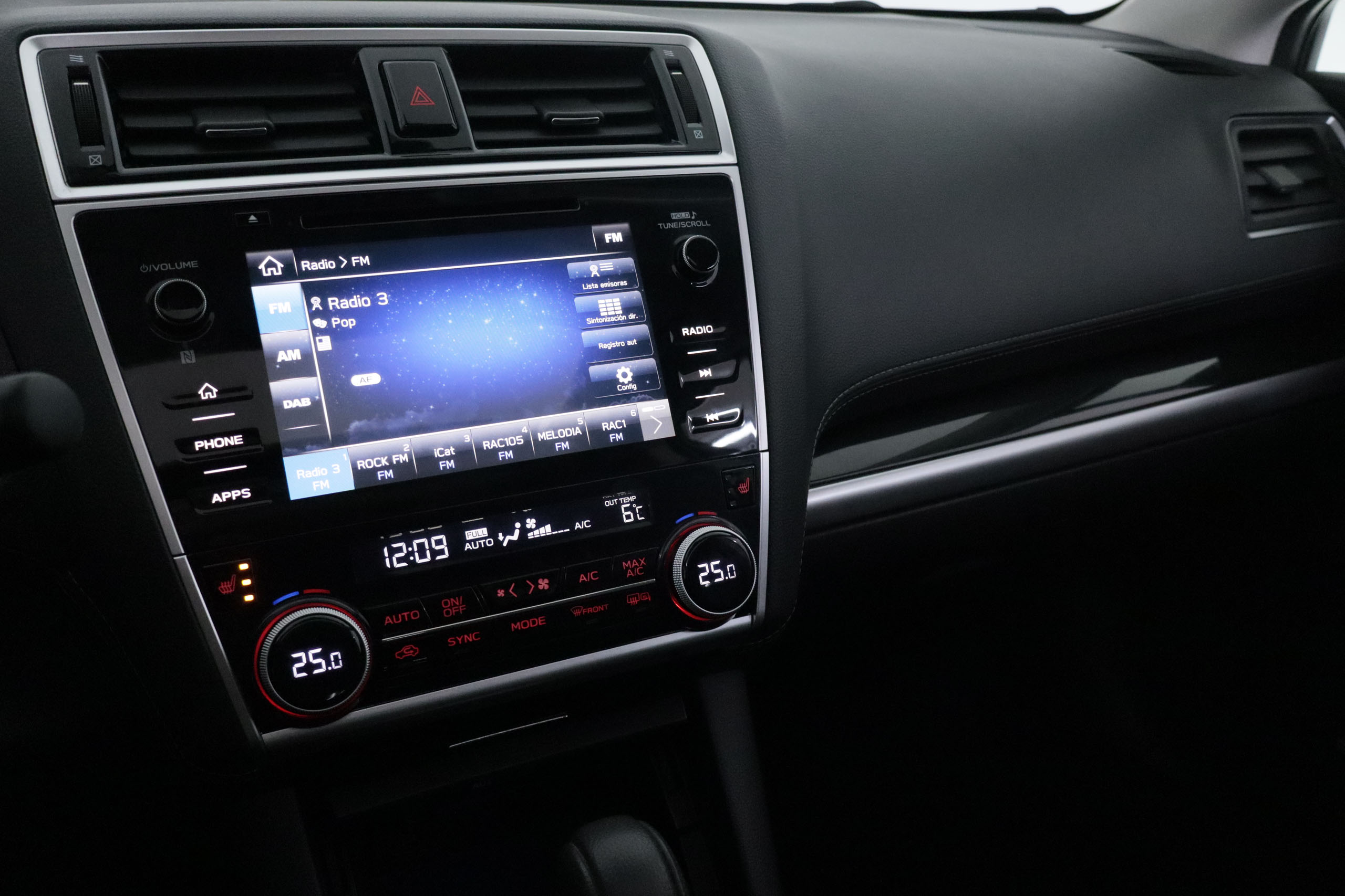 Subaru Outback 2.5i HEV GAS GLP AUTO EXECUTIVE AWD 175CV 5P # CUERO, TECHO ELEC, PARKTRONIC foto 14