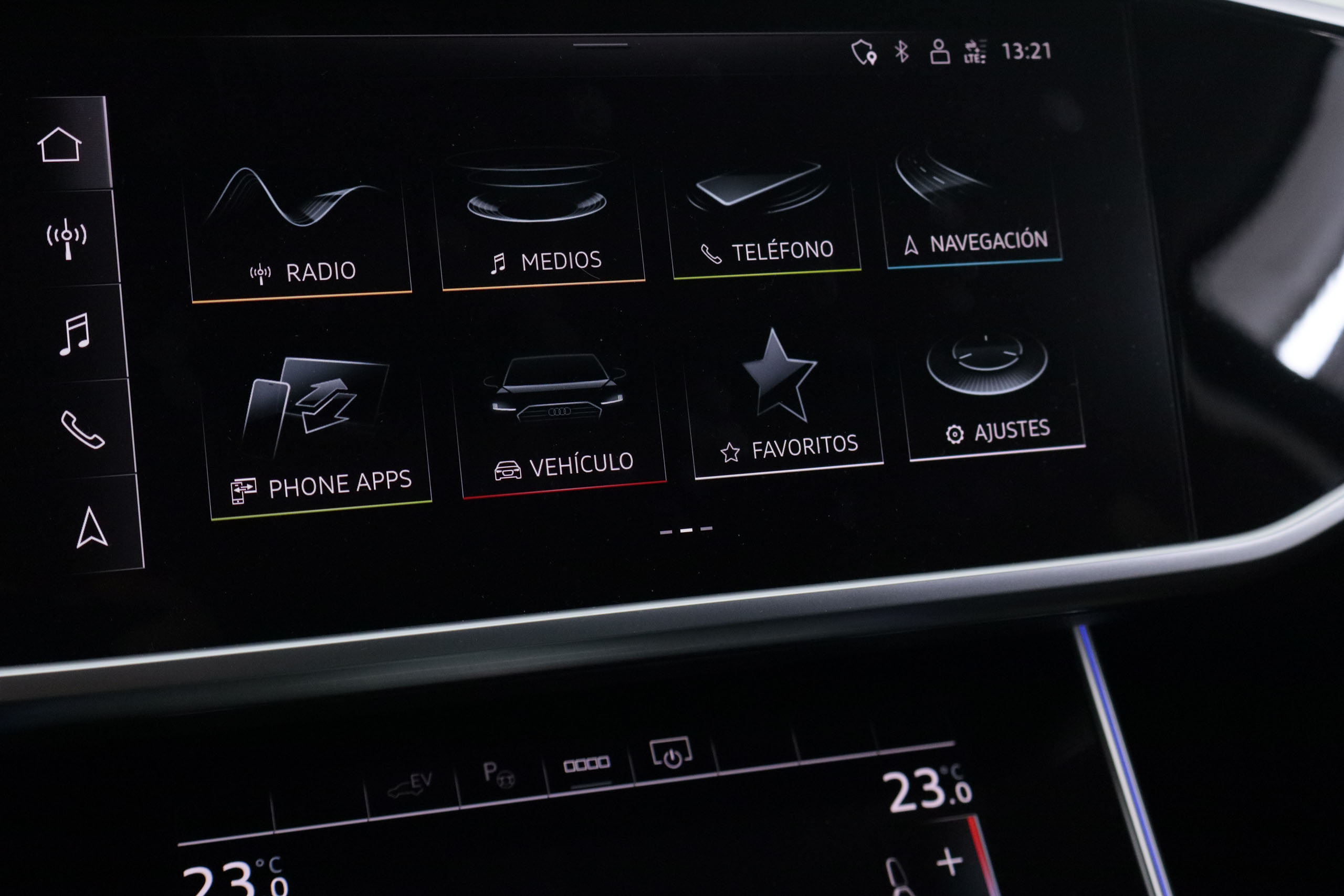 Audi A6 50 TFSIe QUATTRO SPORT AUTO 299CV 4P # IVA DEDUCIBLE, CUERO, NAVY, PARKTRONIC foto 21