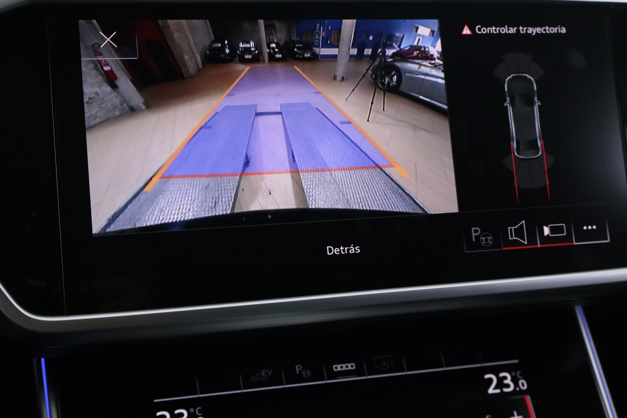 Audi A6 50 TFSIe QUATTRO SPORT AUTO 299CV 4P # IVA DEDUCIBLE, CUERO, NAVY, PARKTRONIC foto 22