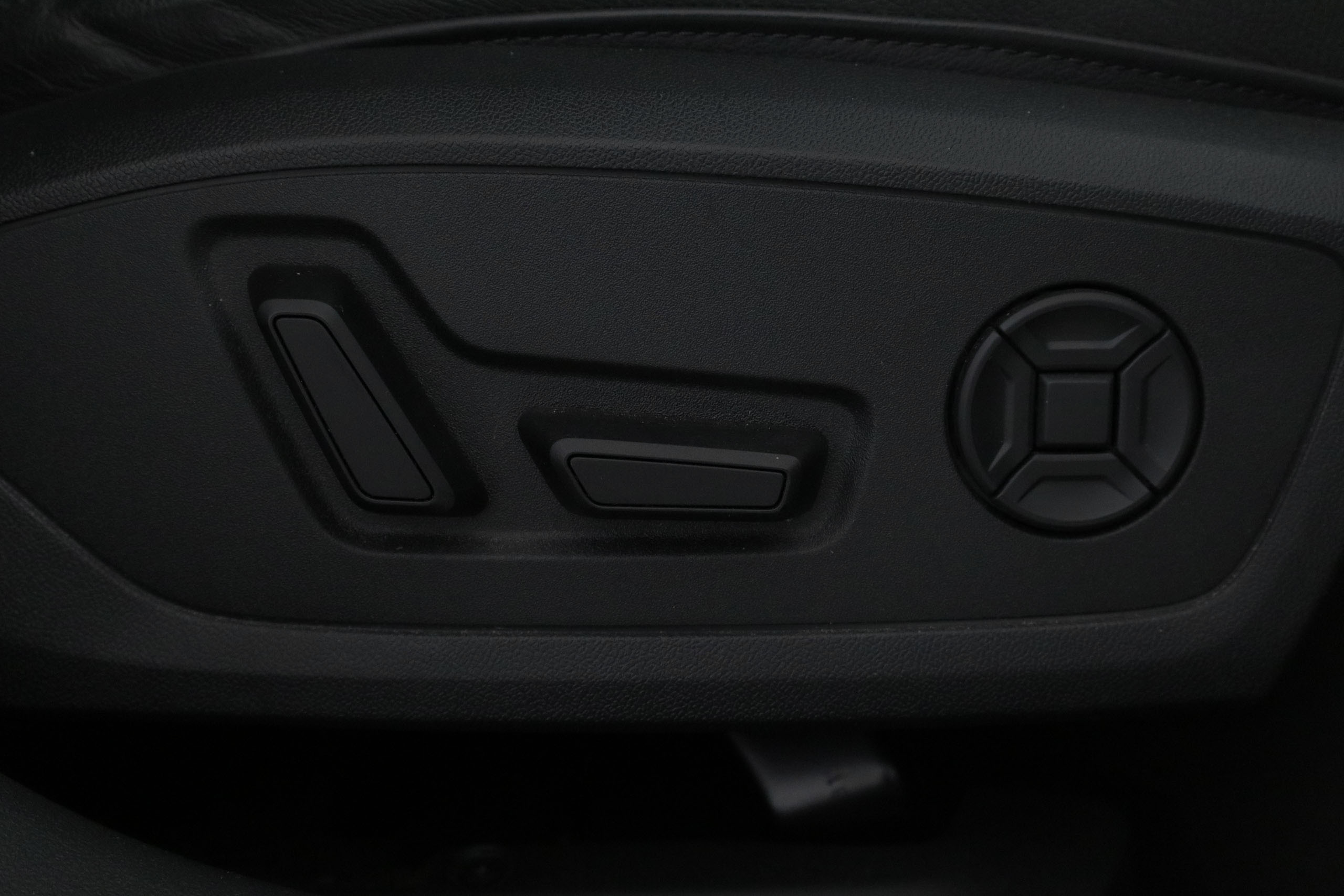 Audi A6 50 TFSIe QUATTRO SPORT AUTO 299CV 4P # IVA DEDUCIBLE, CUERO, NAVY, PARKTRONIC foto 34