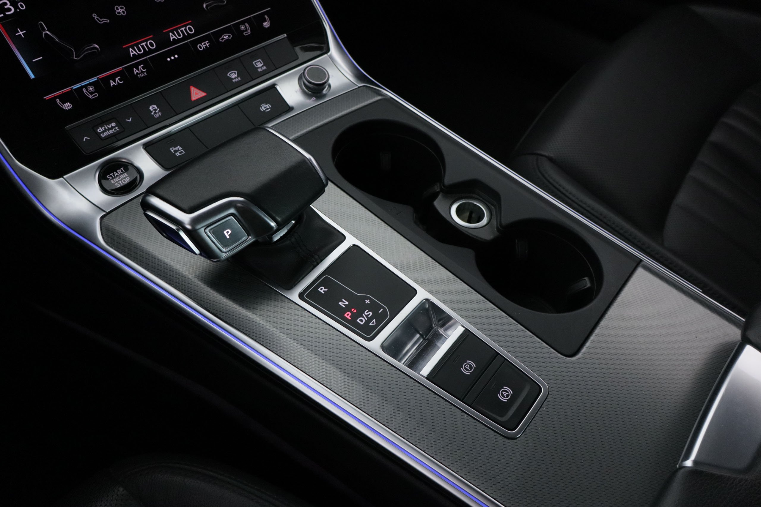 Audi A6 50 TFSIe QUATTRO SPORT AUTO 299CV 4P # IVA DEDUCIBLE, CUERO, NAVY, PARKTRONIC foto 19