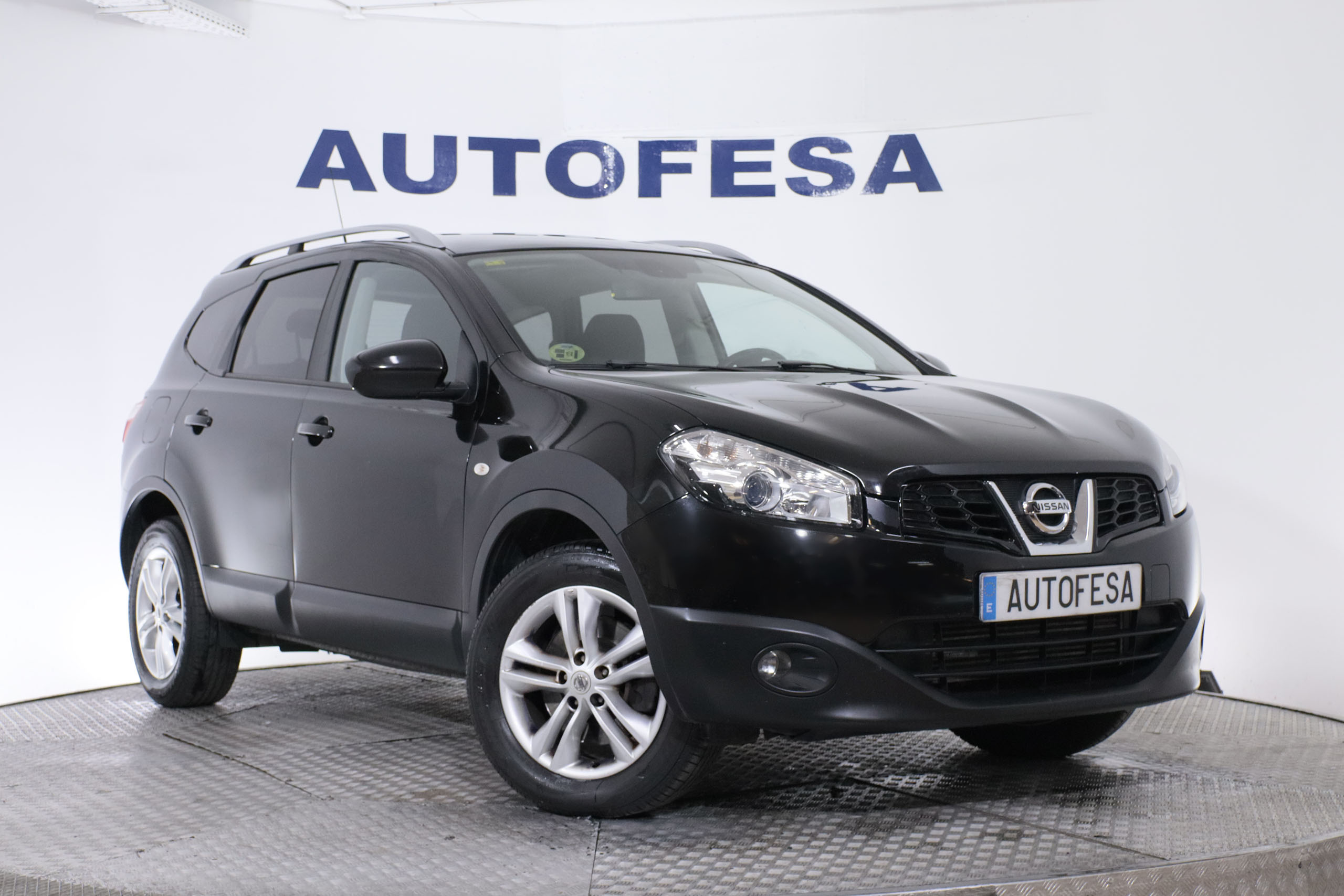 Nissan Qashqai 2 1.6 DCI NCONNECTA 131CV 7 PLAZAS 5P # TECHO PANORAMICO, PARKTRONIC foto 2