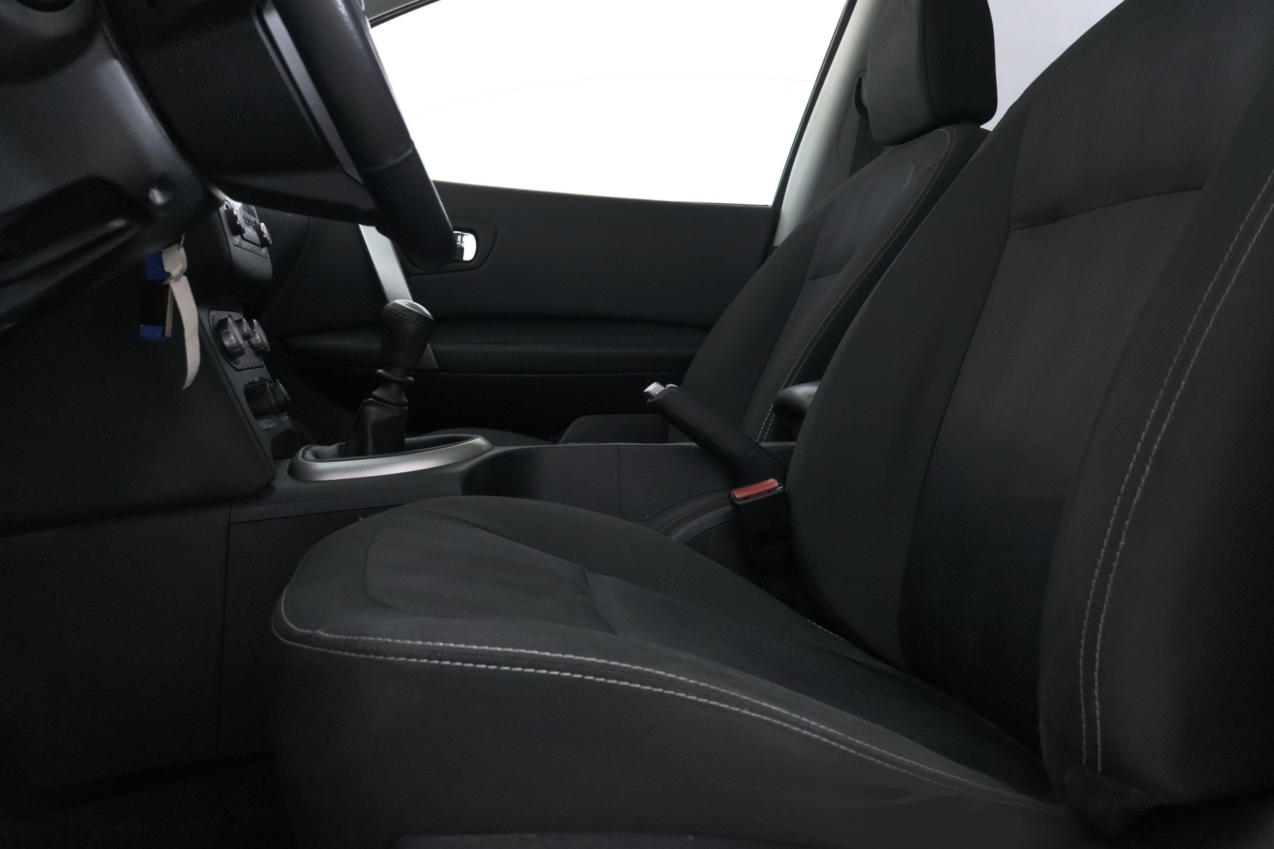 Nissan Qashqai 2 1.6 DCI NCONNECTA 131CV 7 PLAZAS 5P # TECHO PANORAMICO, PARKTRONIC foto 19