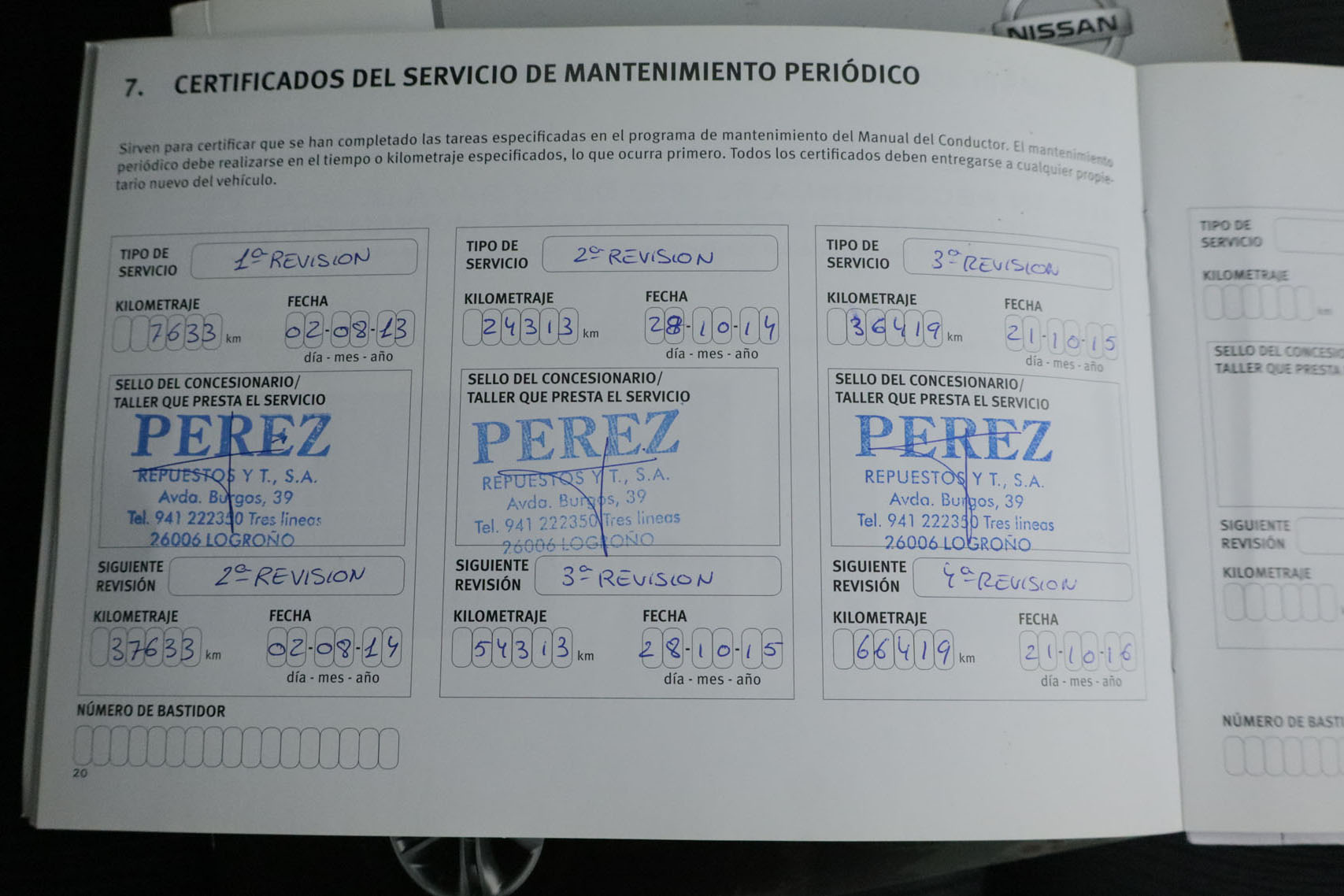 Nissan Qashqai 2 1.6 DCI NCONNECTA 131CV 7 PLAZAS 5P # TECHO PANORAMICO, PARKTRONIC foto 24