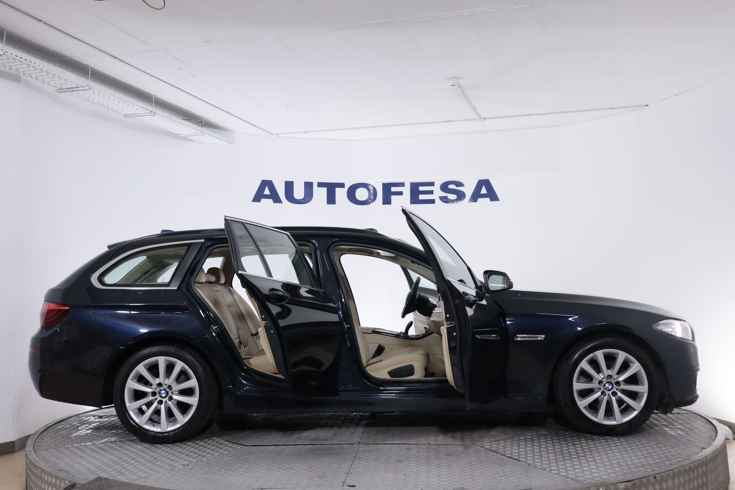 BMW 520 SERIE 5 520 D TOURING AUTO 190CV 5P # TECHO ELEC PANORAMICO,CUERO,NAVY foto 13