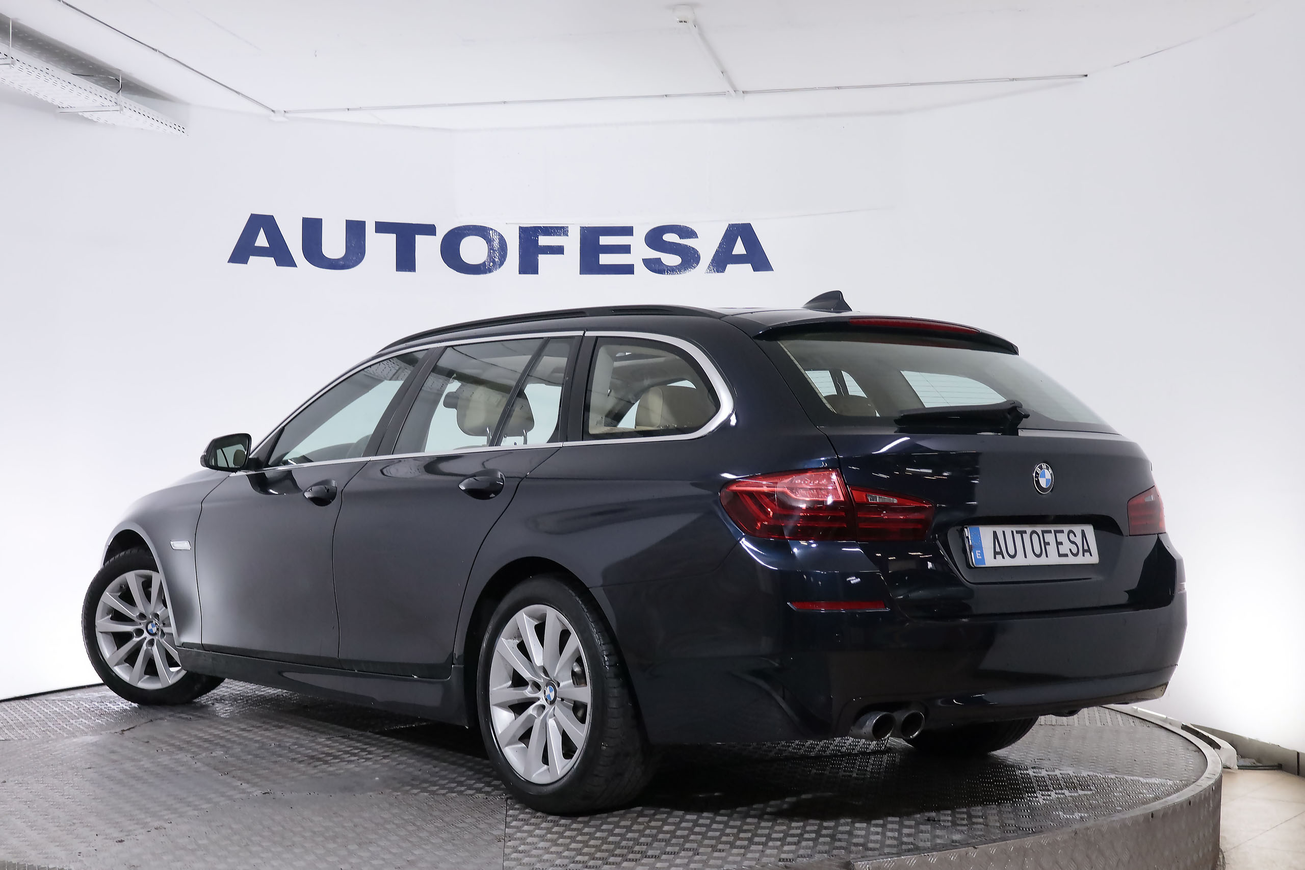BMW 520 SERIE 5 520 D TOURING AUTO 190CV 5P # TECHO ELEC PANORAMICO,CUERO,NAVY foto 9