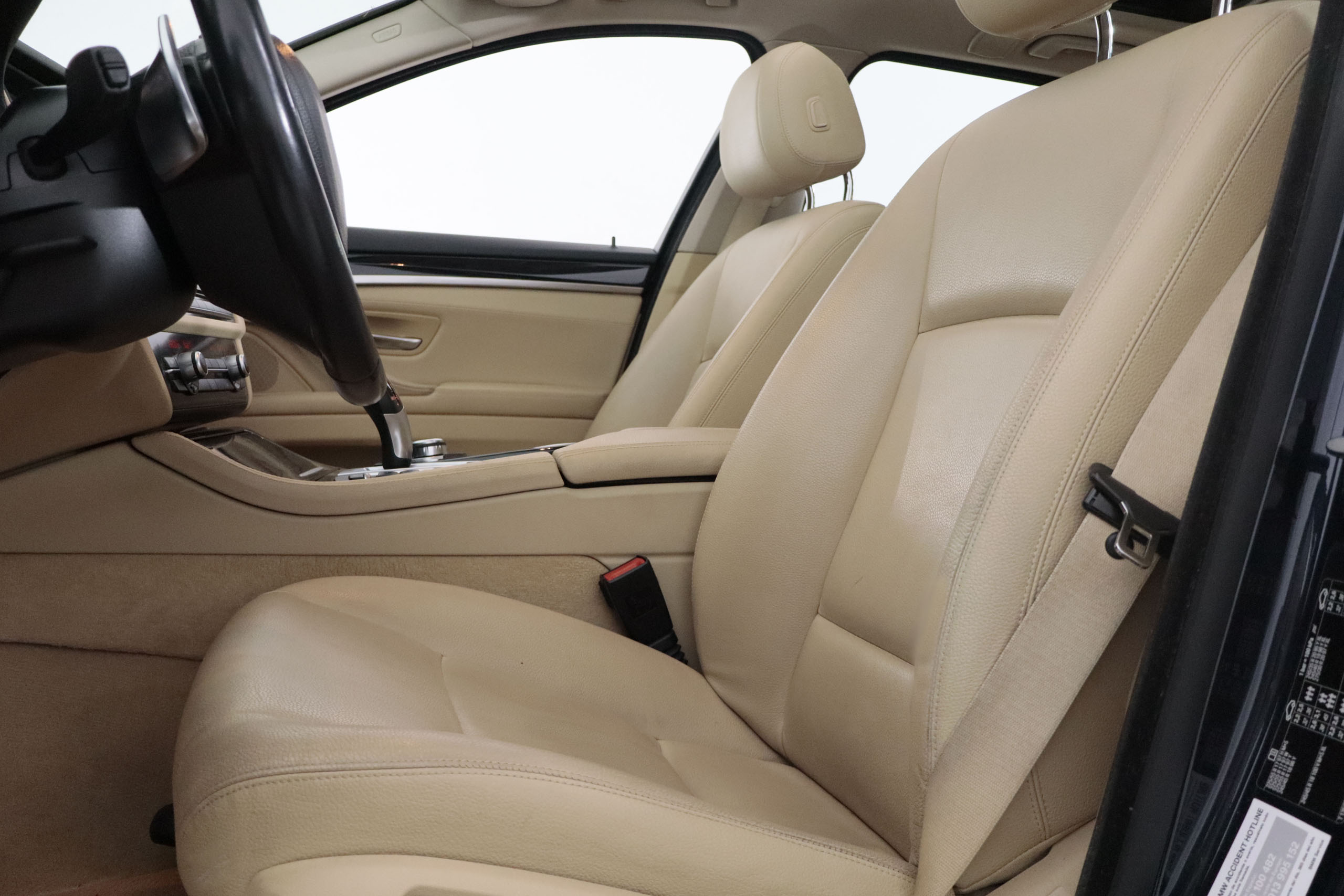 BMW 520 SERIE 5 520 D TOURING AUTO 190CV 5P # TECHO ELEC PANORAMICO,CUERO,NAVY foto 27