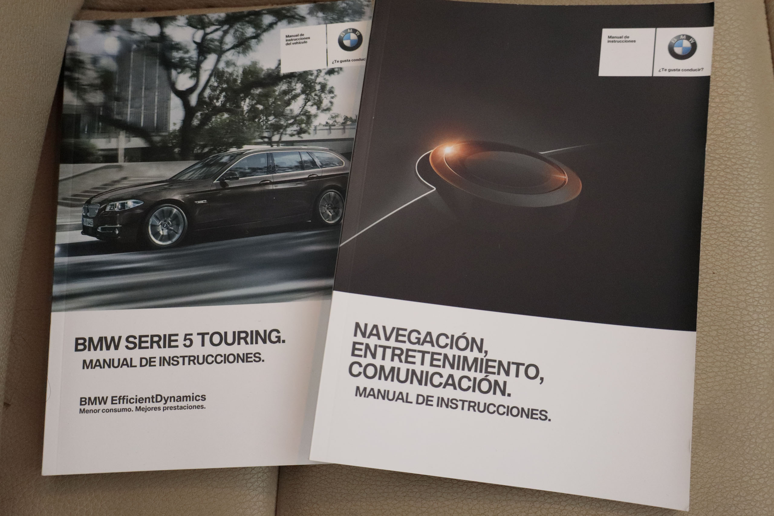 BMW 520 SERIE 5 520 D TOURING AUTO 190CV 5P # TECHO ELEC PANORAMICO,CUERO,NAVY foto 33