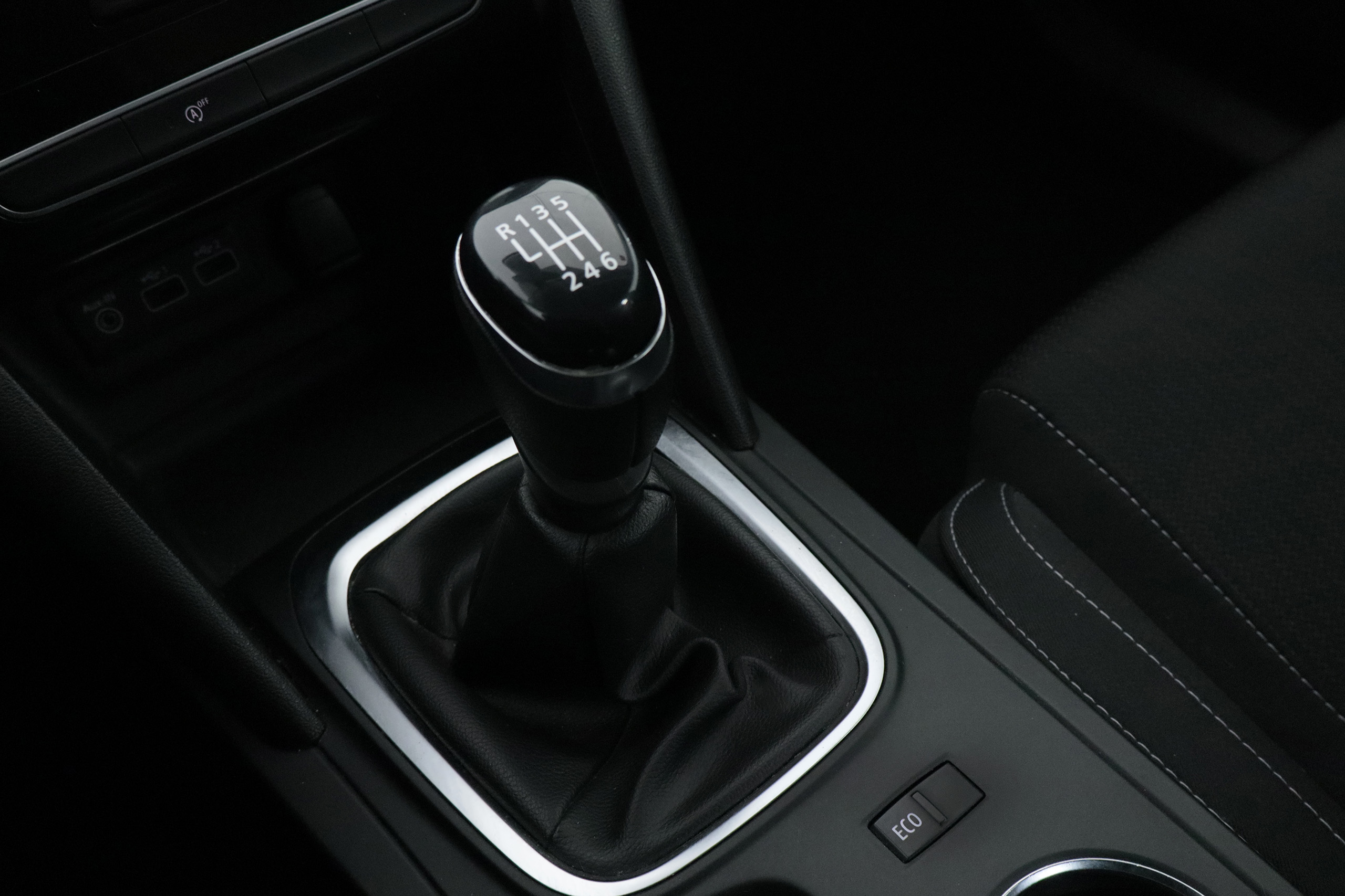 Renault Megane 1.5 DCI INTENS 115CV 5P #PARKTRONIC,LUCES LED foto 20