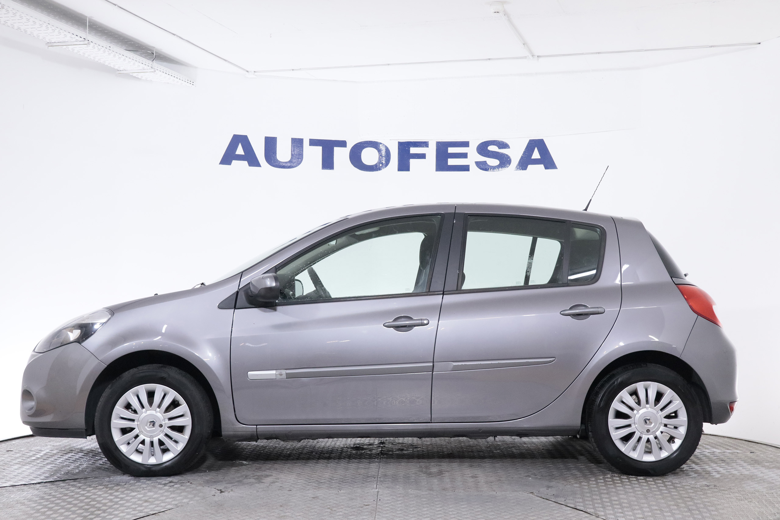 Renault Clio 1.5 DCI DYMAMIC 90CV 5P foto 9