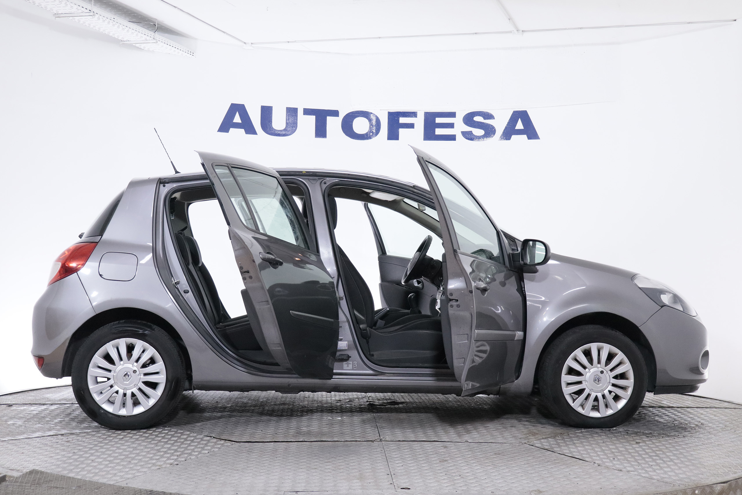 Renault Clio 1.5 DCI DYMAMIC 90CV 5P foto 11