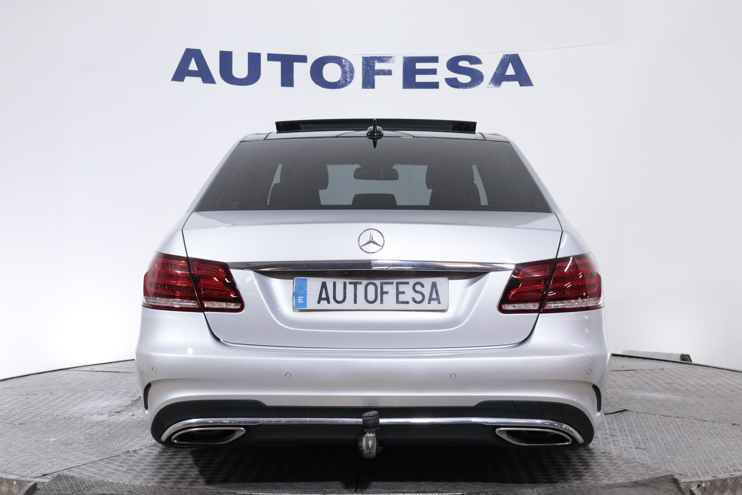 Mercedes-benz E 250 CLASE E250 CDI AUTO AMG LINE 4MATIC 204CV 4P # CUERO, TECHO ELEC PANORAMICO, PARKTRONIC foto 7