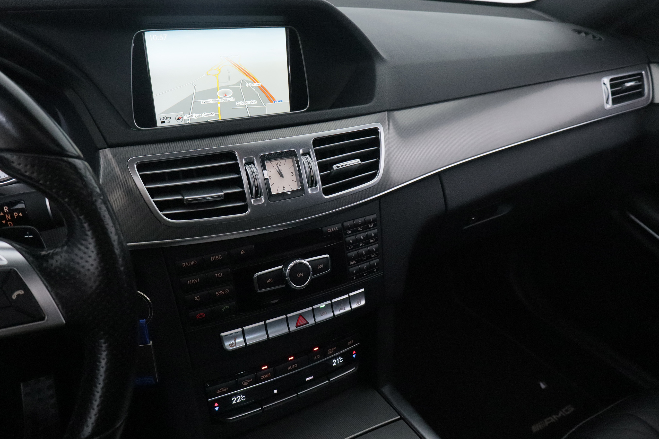 Mercedes-benz E 250 CLASE E250 CDI AUTO AMG LINE 4MATIC 204CV 4P # CUERO, TECHO ELEC PANORAMICO, PARKTRONIC foto 20