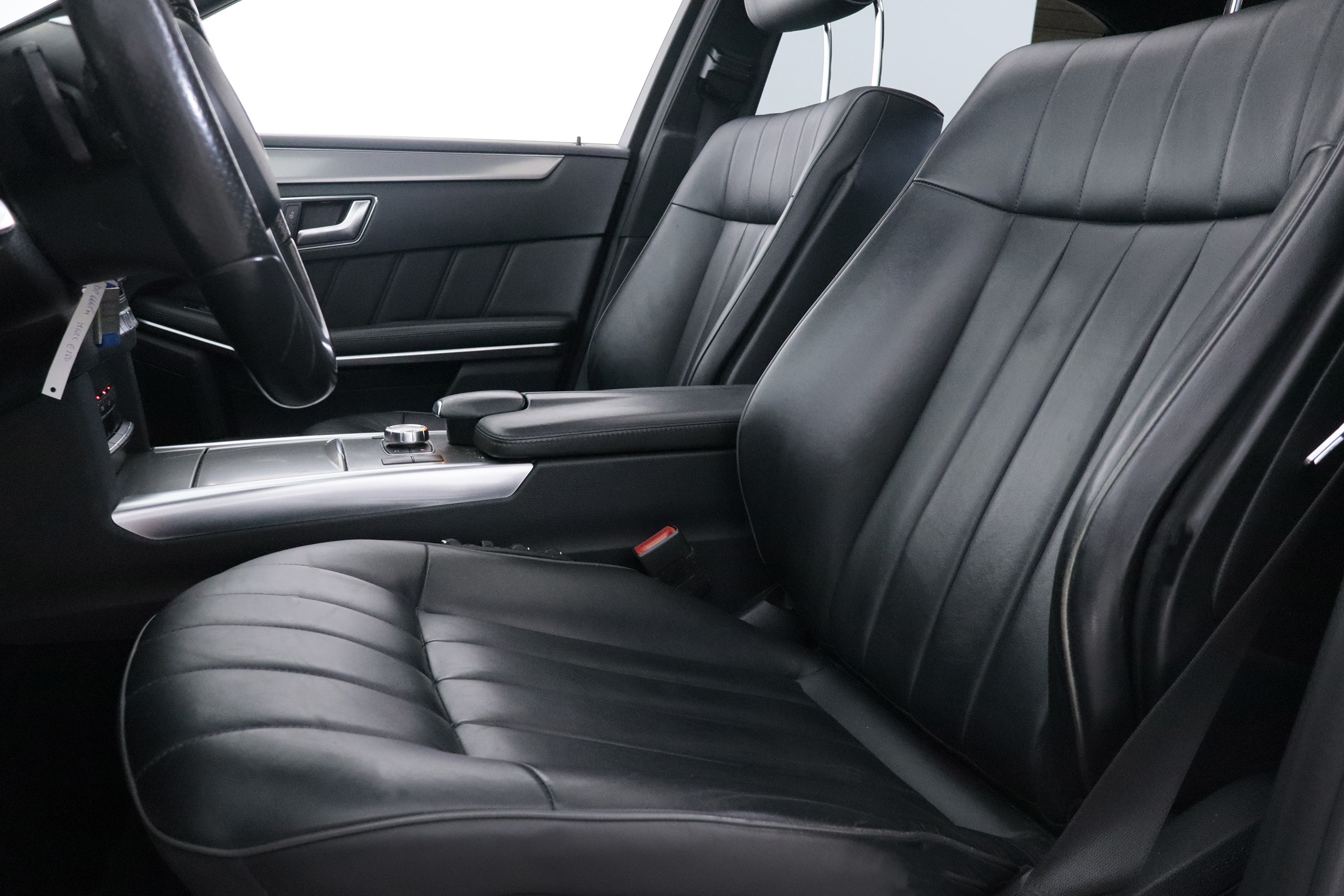 Mercedes-benz E 250 CLASE E250 CDI AUTO AMG LINE 4MATIC 204CV 4P # CUERO, TECHO ELEC PANORAMICO, PARKTRONIC foto 25