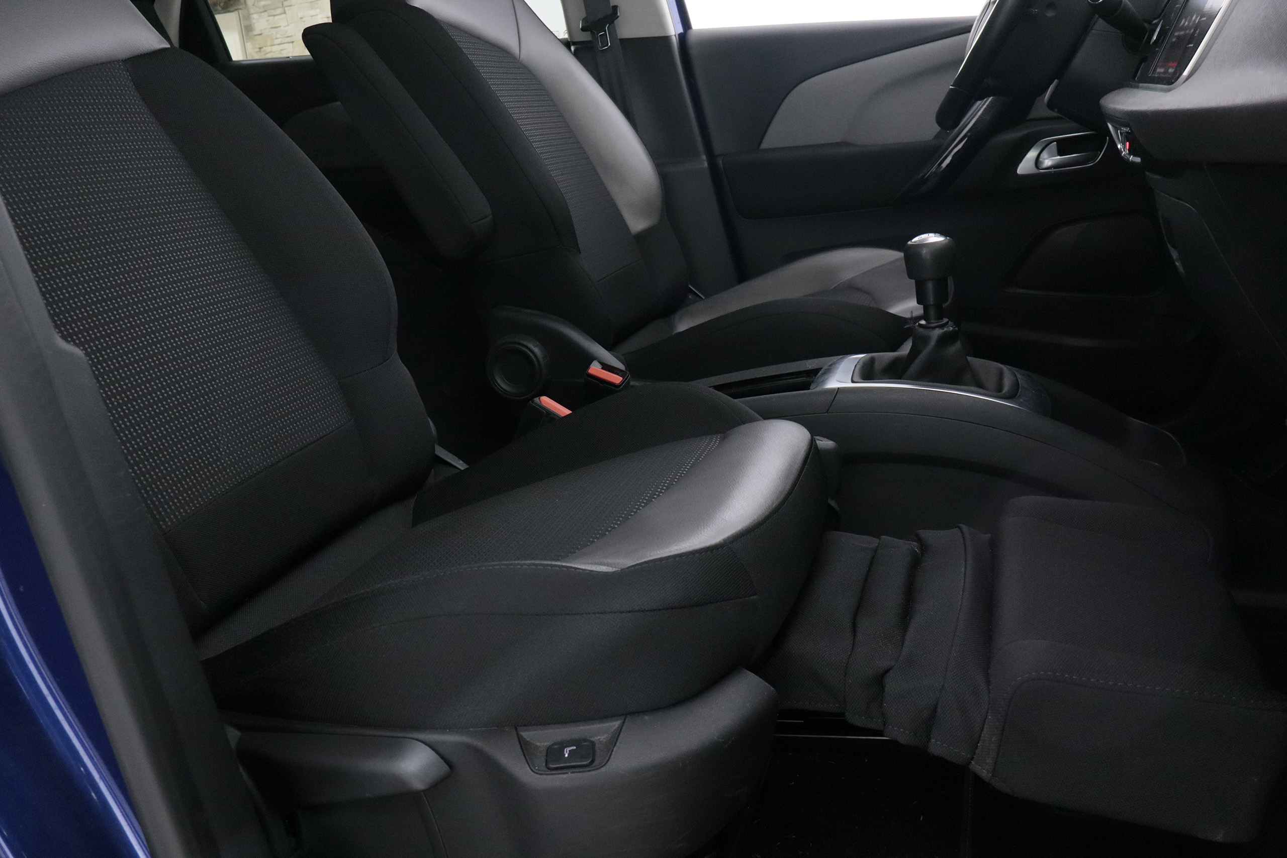 Citroen C4 Picasso 1.2 PURETECH SHINE 130CV 5P #TECHO DOBLE, NAVY, PARKTRONIC foto 26