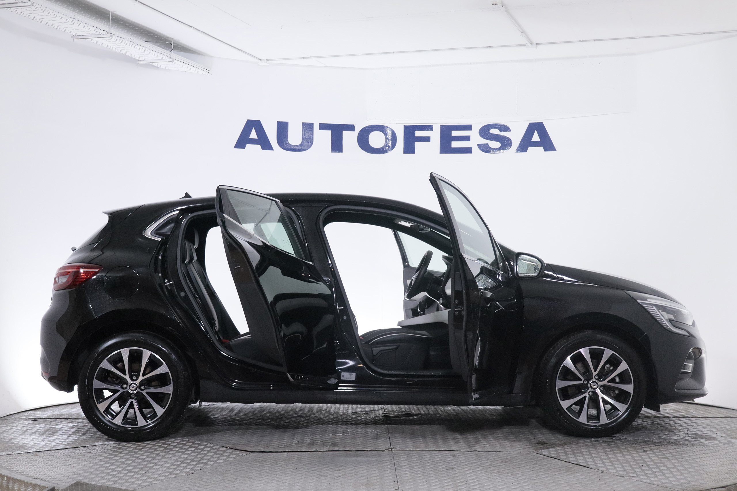 Renault Clio 1.6 E TECH AUTO INTENS 140CV 5P # NAVY, PARKTRONIC foto 10