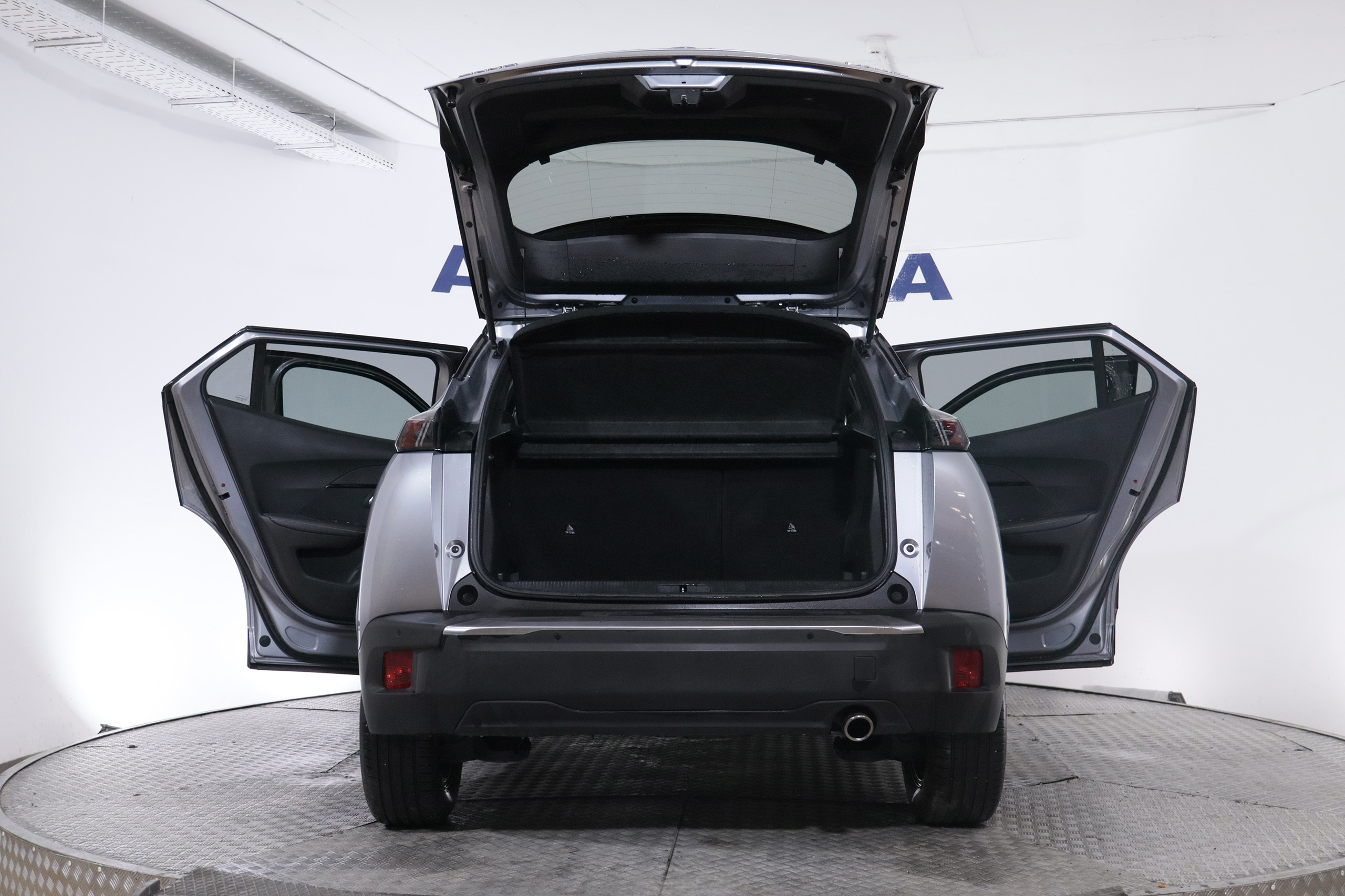 Peugeot 2008 1.5 HDI GT LINE 100CV 5P #NAVY, PARKTRONIC foto 10