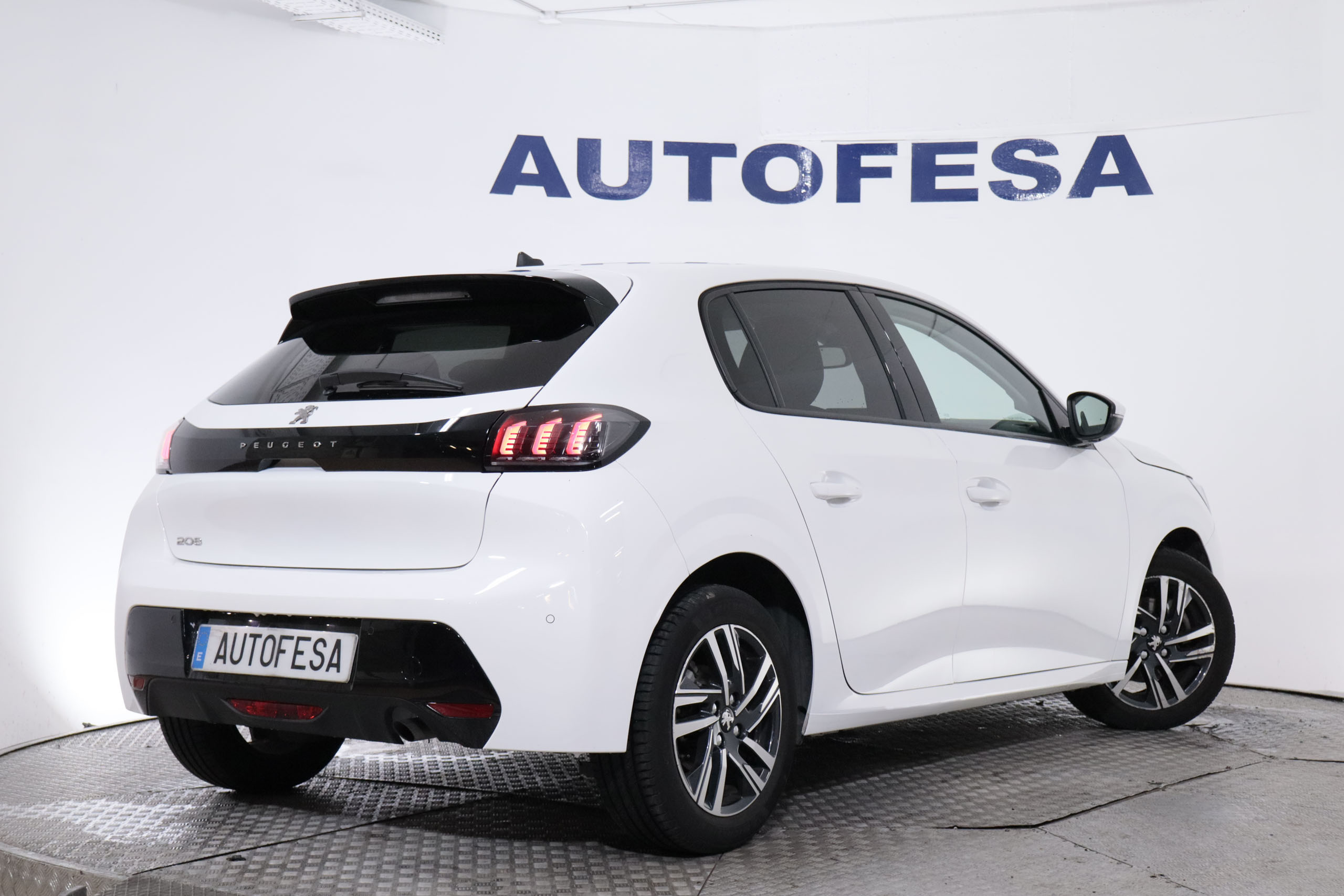 Peugeot 208 1.2 ALLURE 100CV 5P #PARKTRONIC foto 9