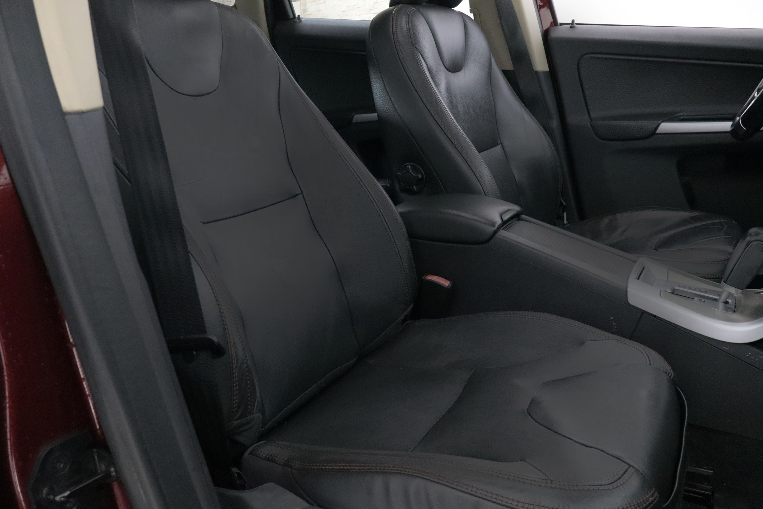 Volvo Xc 60 2.4 D AUTO SUMMUM 175CV 5P # CUERO, TECHO ELECT, NAVY,PARKTRONIC foto 24