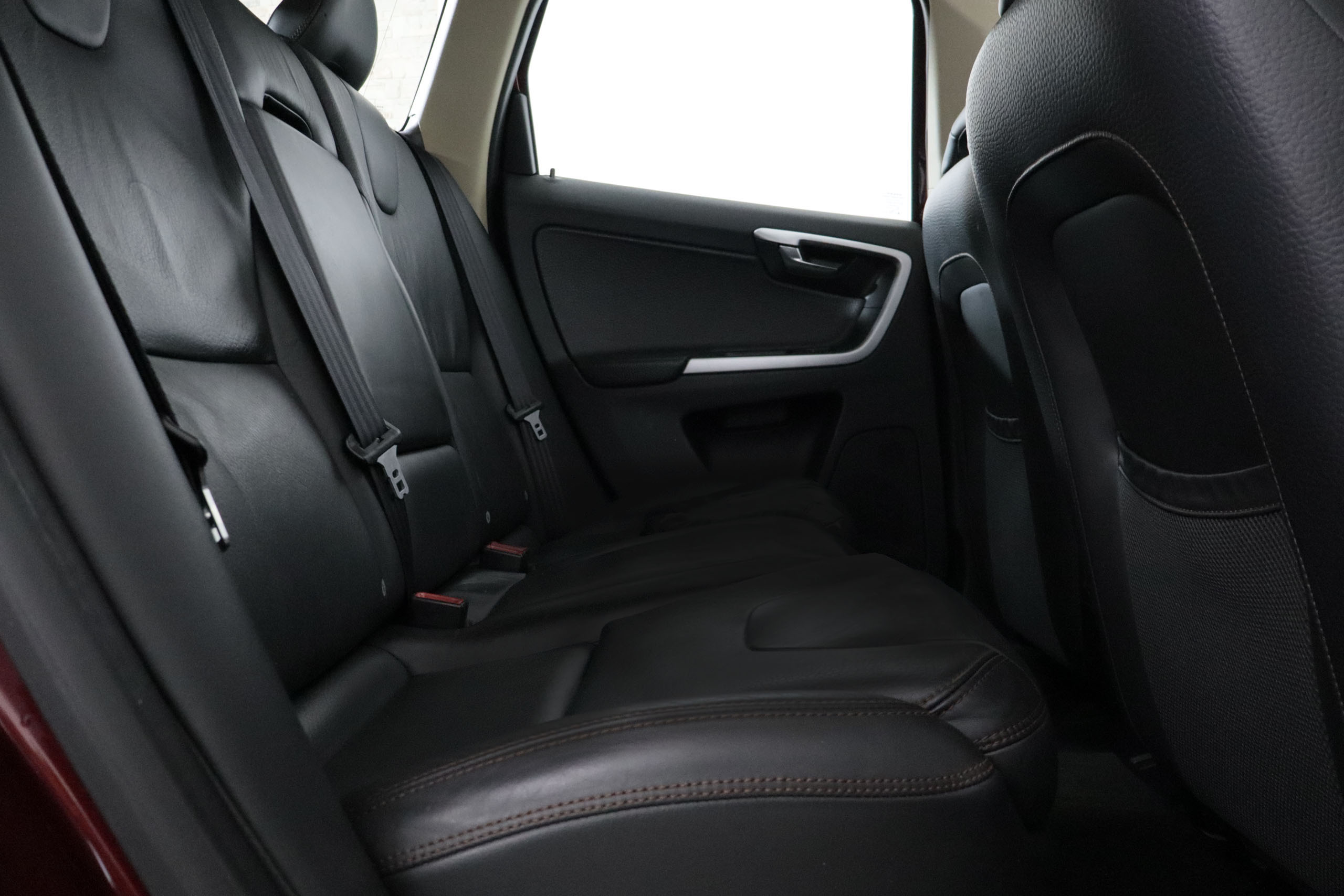 Volvo Xc 60 2.4 D AUTO SUMMUM 175CV 5P # CUERO, TECHO ELECT, NAVY,PARKTRONIC foto 23