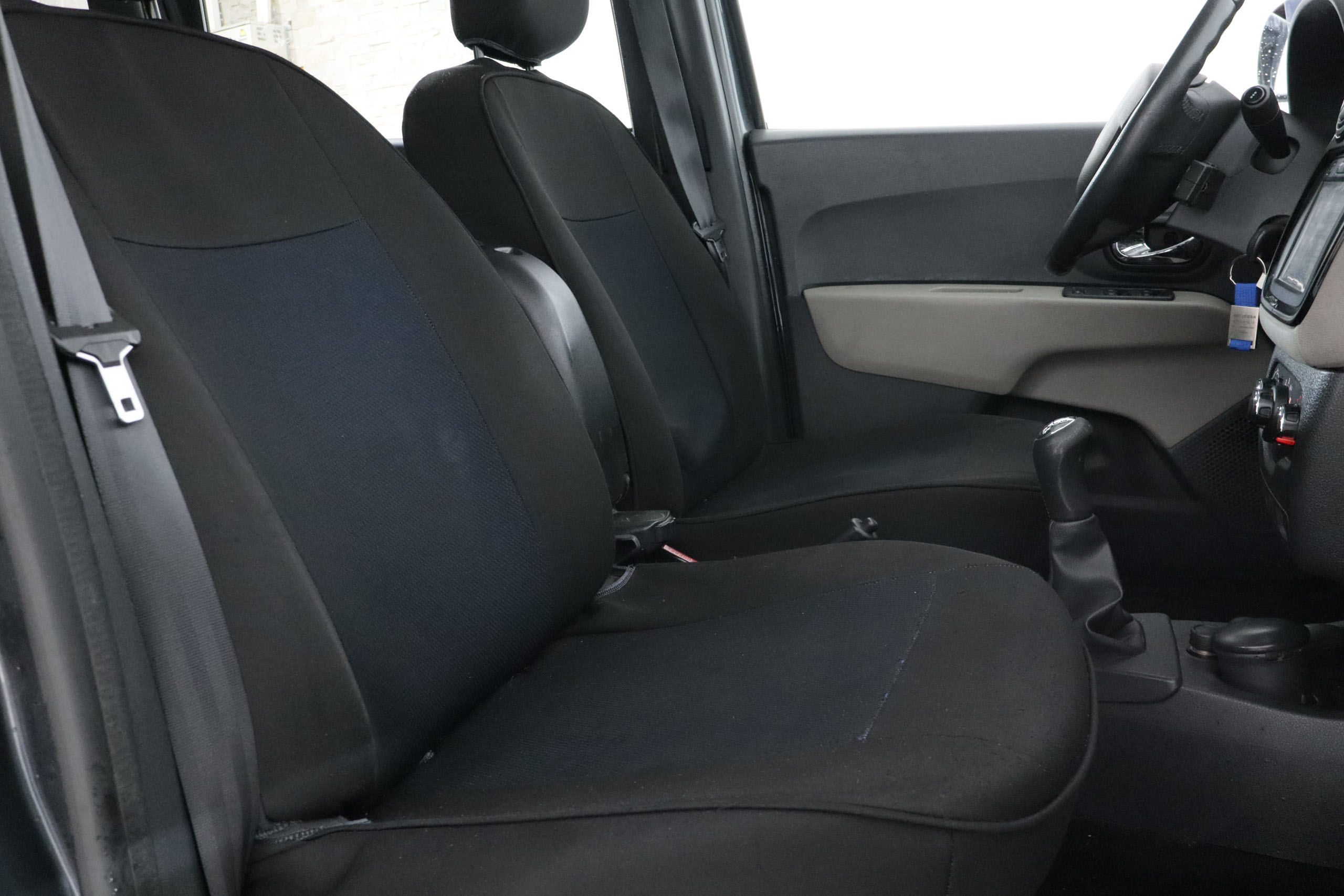 Dacia Lodgy 1.2 TCE BLACK LINE 115CV 7 PLAZAS 5P # PARKTRONIC foto 20