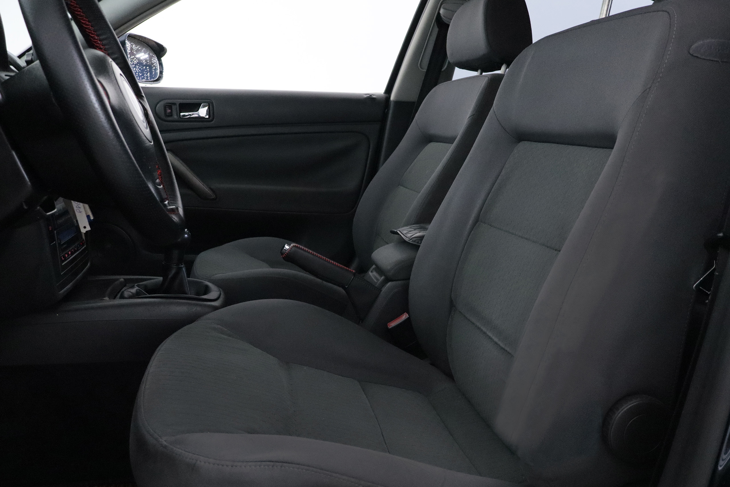 Volkswagen Passat 1.9 TDI 130CV 4P foto 17