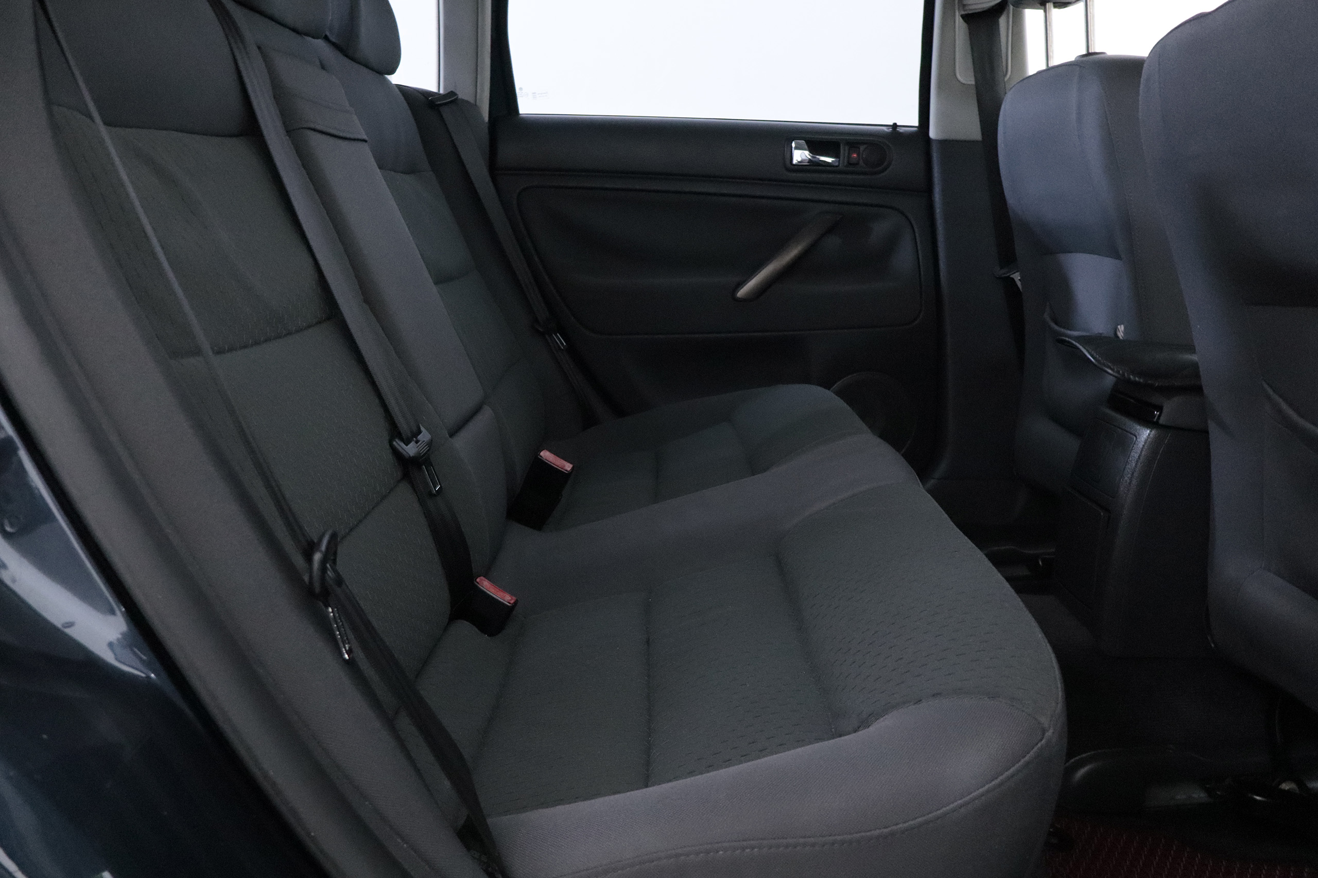 Volkswagen Passat 1.9 TDI 130CV 4P foto 18