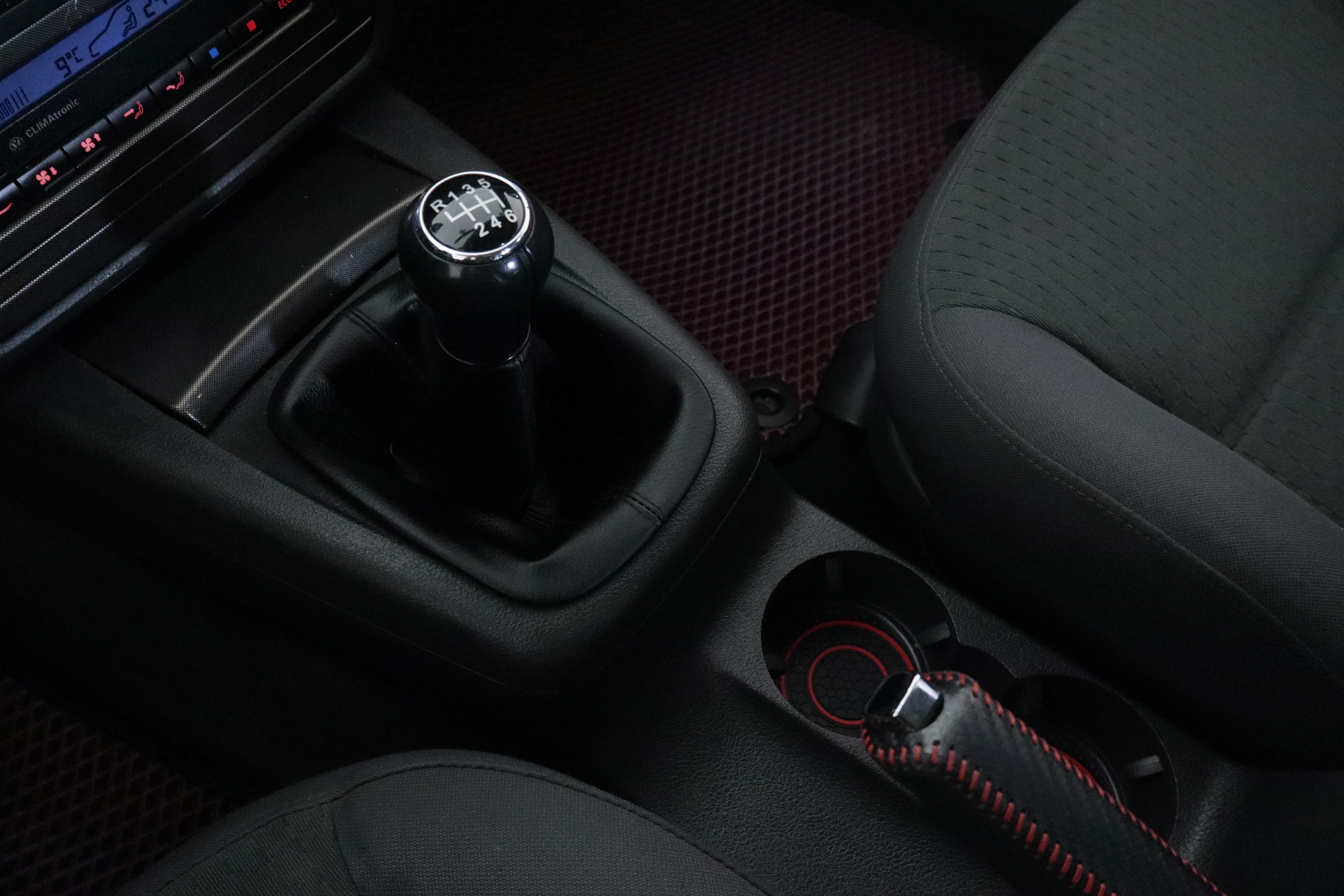 Volkswagen Passat 1.9 TDI 130CV 4P foto 14