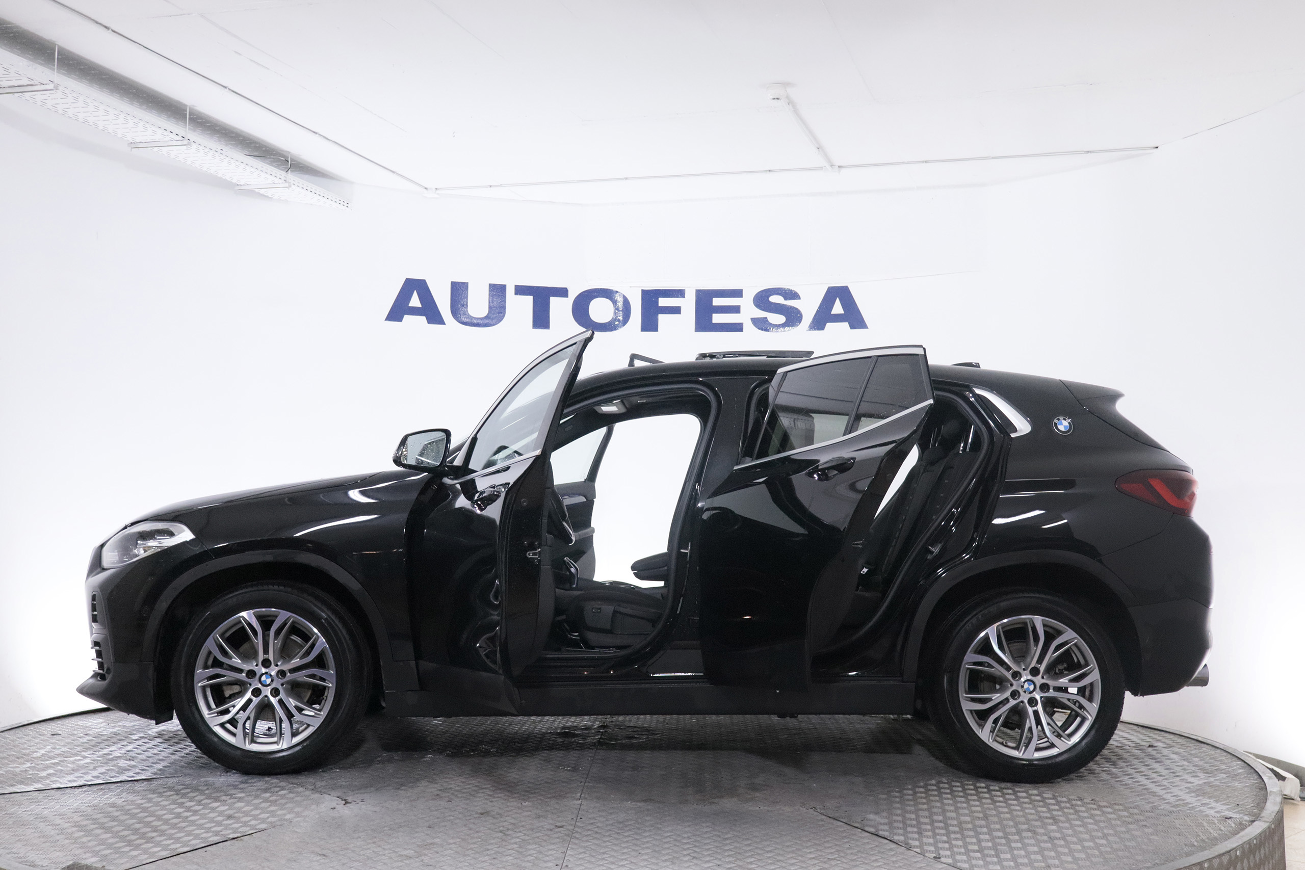 BMW X2 18I SDRIVE AUTO 140CV 5P # IVA DEDUCIBLE, TECHO ELEC, NAVY,PARKTRONIC foto 10