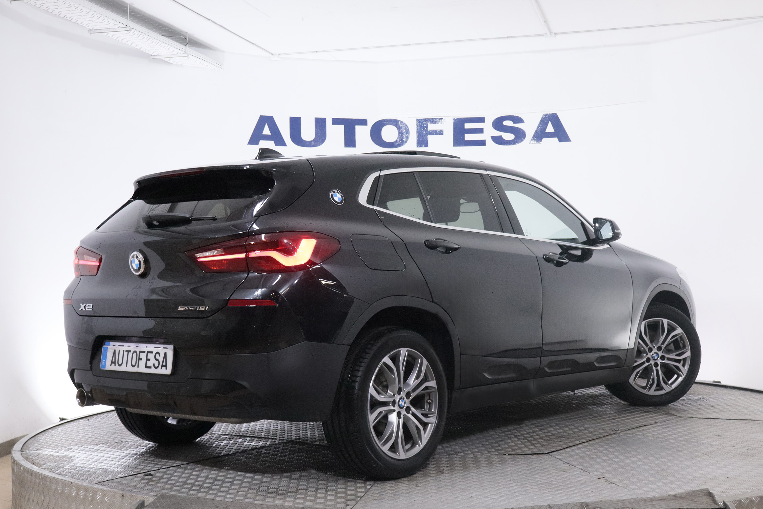BMW X2 18I SDRIVE AUTO 140CV 5P # IVA DEDUCIBLE, TECHO ELEC, NAVY,PARKTRONIC foto 7