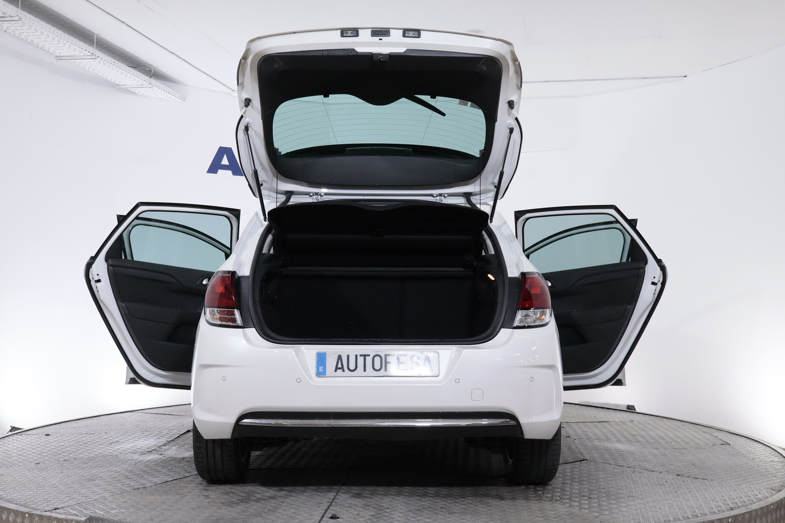 Citroen C4 1.2 AUTO MILLENIUM 130CV 5P # NAVY, PARKTRONIC foto 10