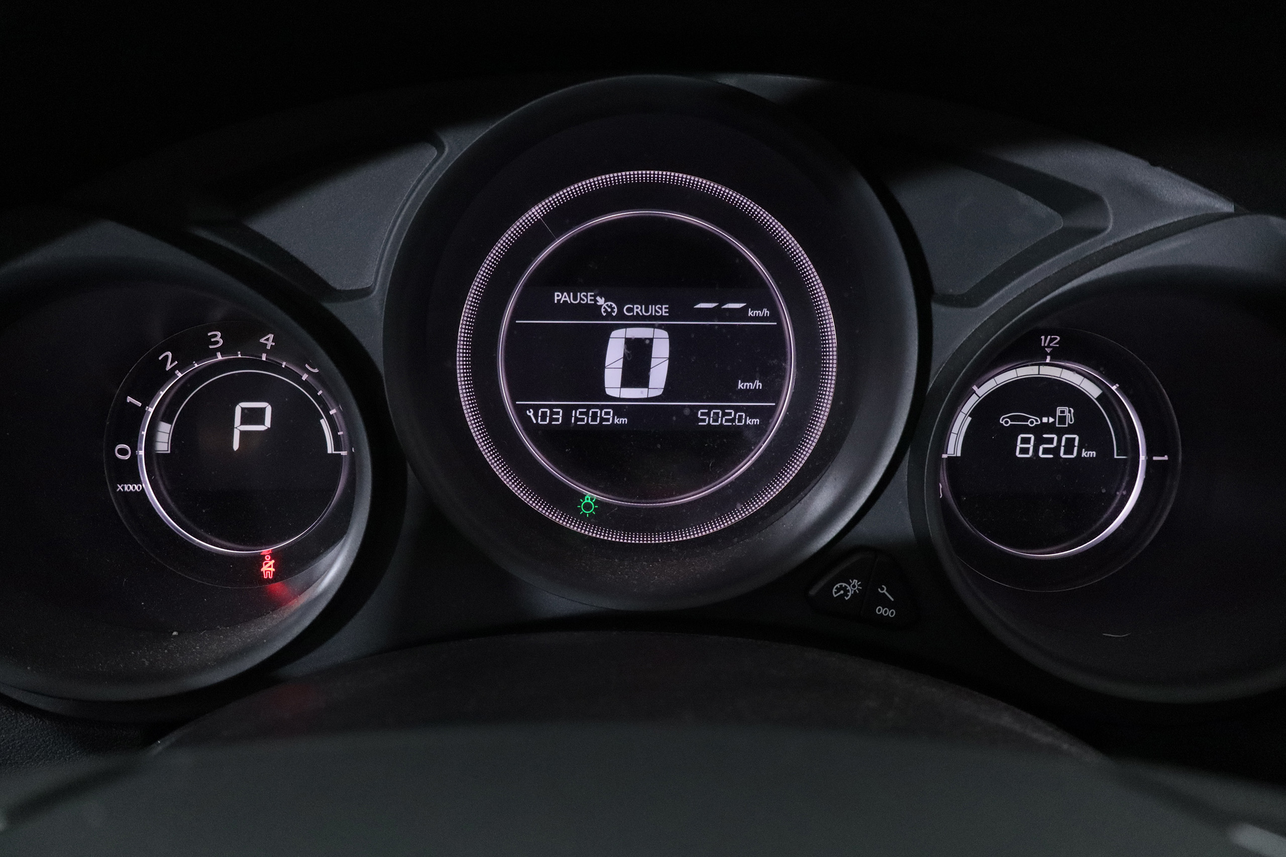 Citroen C4 1.2 AUTO MILLENIUM 130CV 5P # NAVY, PARKTRONIC foto 18