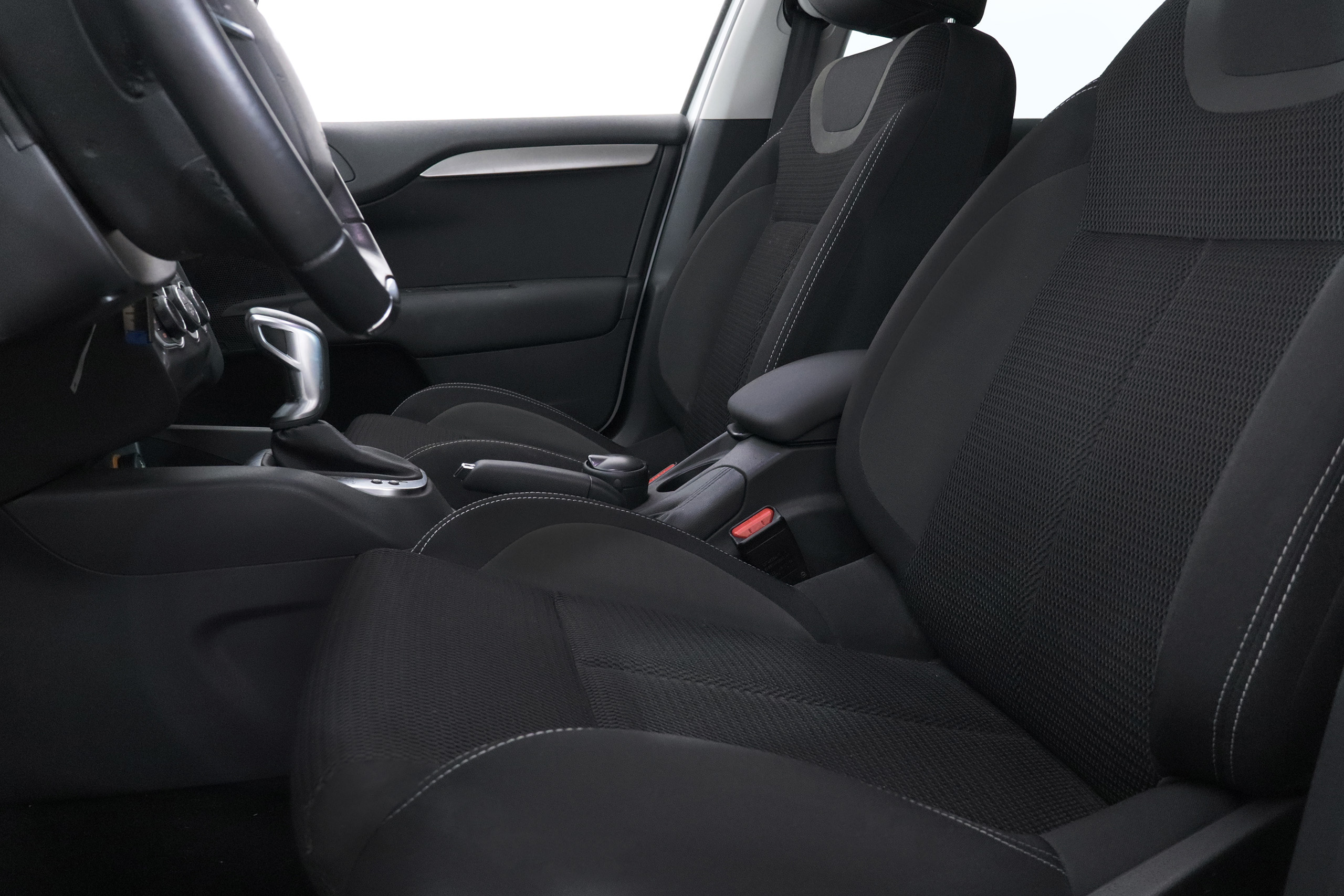 Citroen C4 1.2 AUTO MILLENIUM 130CV 5P # NAVY, PARKTRONIC foto 22