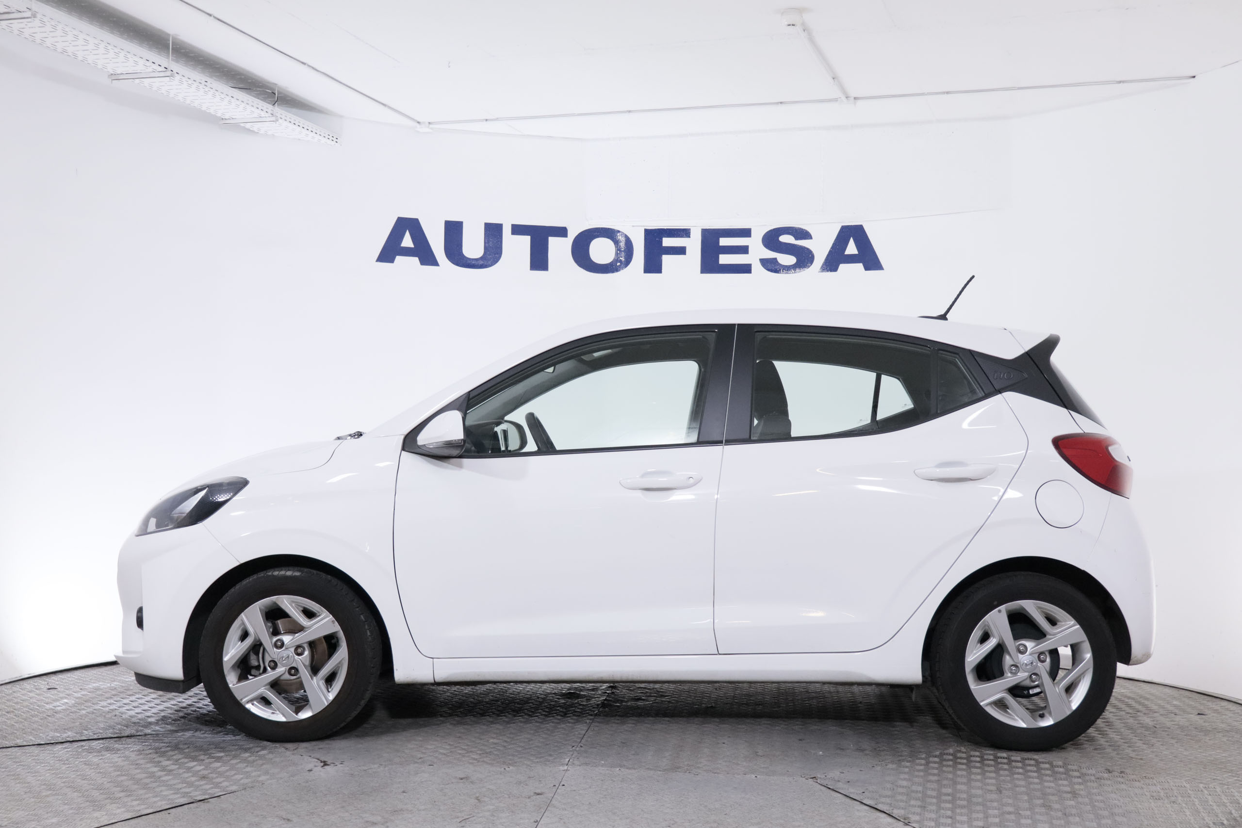 Hyundai I10 1.0i KLASS AUTO 67CV 5P #CAMARA TRASERA, START/STOP foto 5