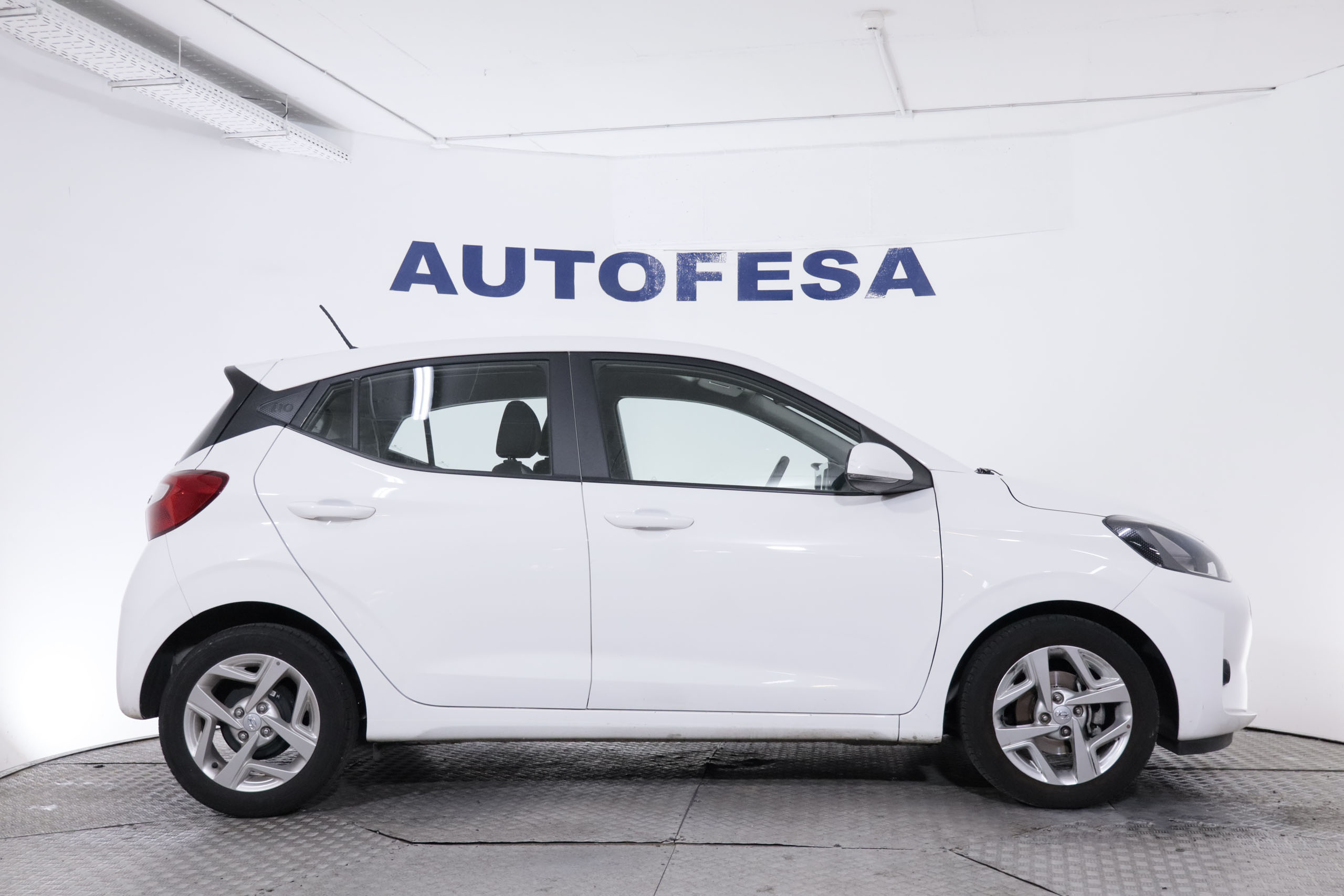 Hyundai I10 1.0i KLASS AUTO 67CV 5P #CAMARA TRASERA, START/STOP foto 10