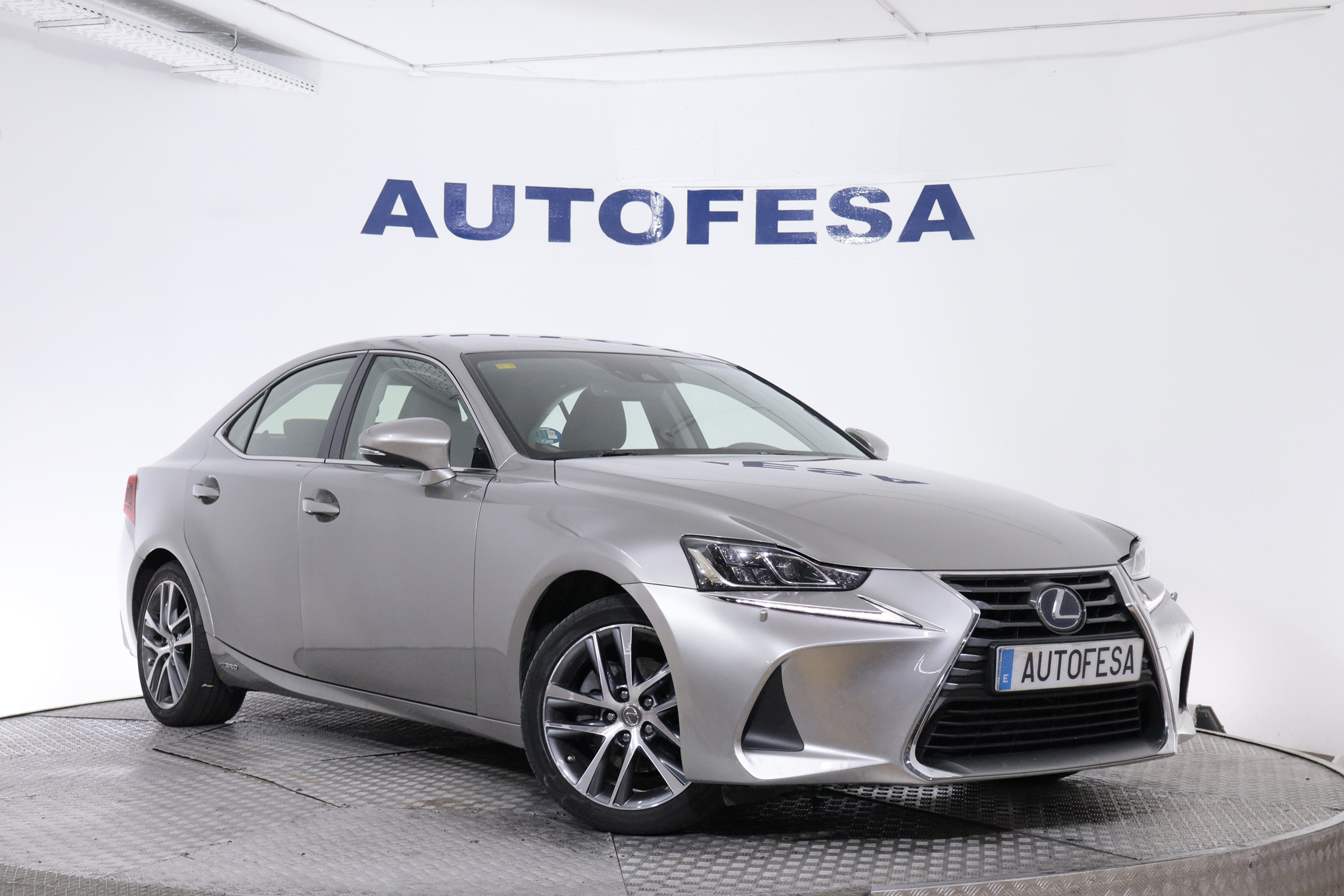 Lexus Is 300h 2.5 HYBRID AUTO 224CV 4P # NAVY, PARKTRONIC foto 3