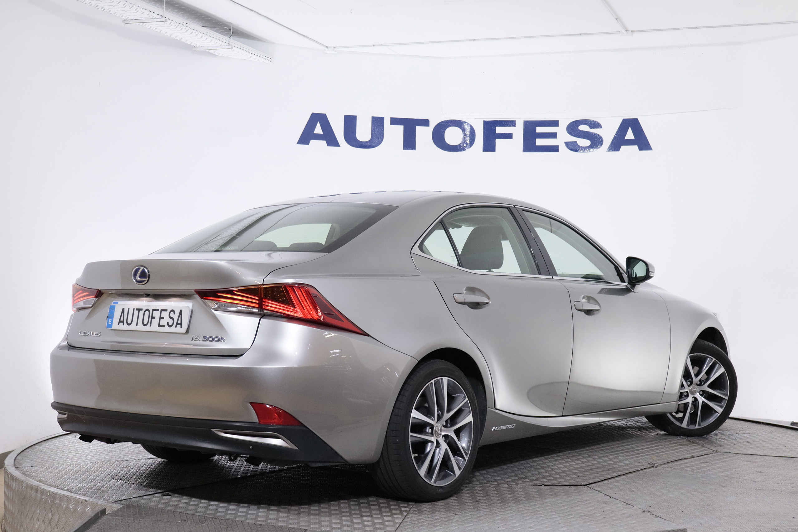 Lexus Is 300h 2.5 HYBRID AUTO 224CV 4P # NAVY, PARKTRONIC foto 7