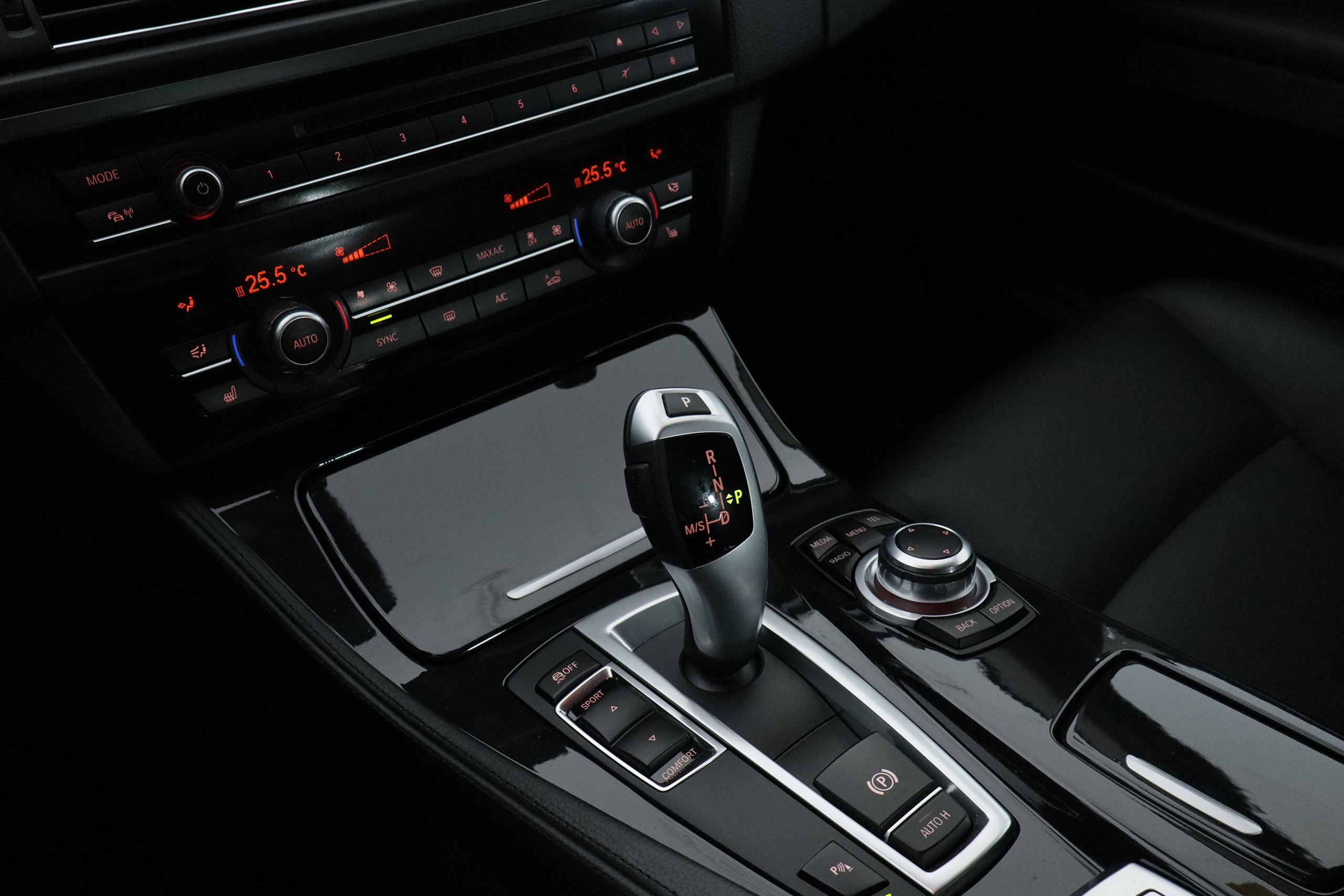 BMW 520 520D AUTO 190CV 4P #CUERO,NAVY, PARKTRONIC foto 22