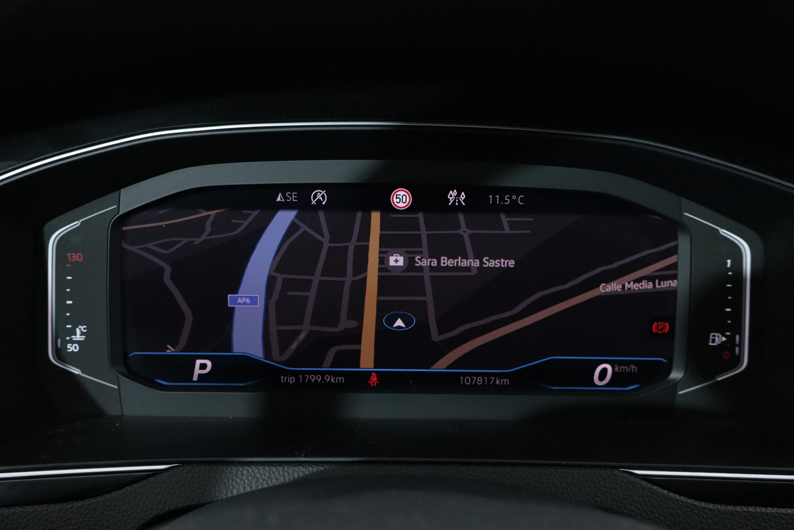 Volkswagen Passat VARIANT 2.0 TDI R-LINE DSG AUTO 150CV 5P #CUERO, NAVY,PARKTRONIC foto 18