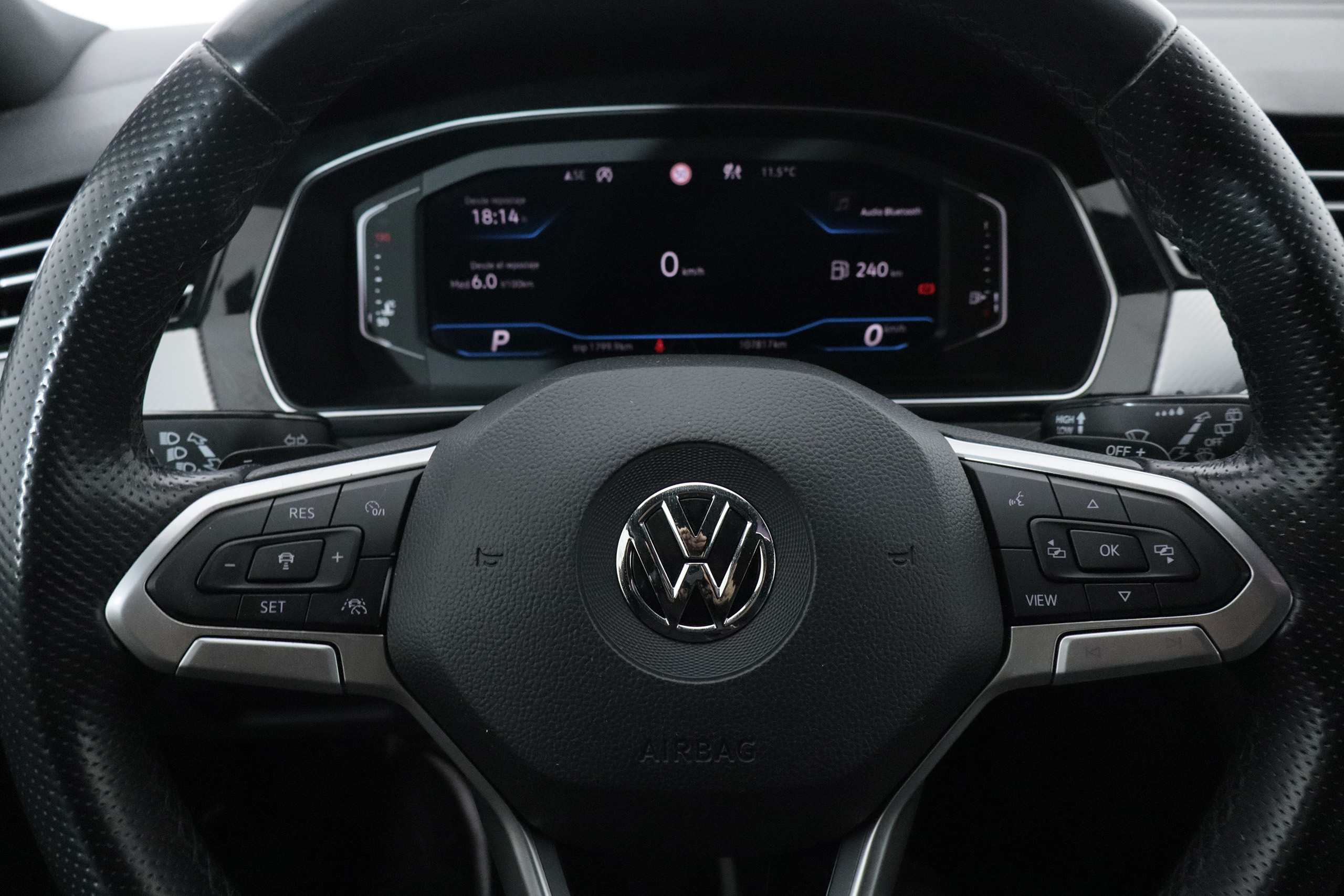 Volkswagen Passat VARIANT 2.0 TDI R-LINE DSG AUTO 150CV 5P #CUERO, NAVY,PARKTRONIC foto 17