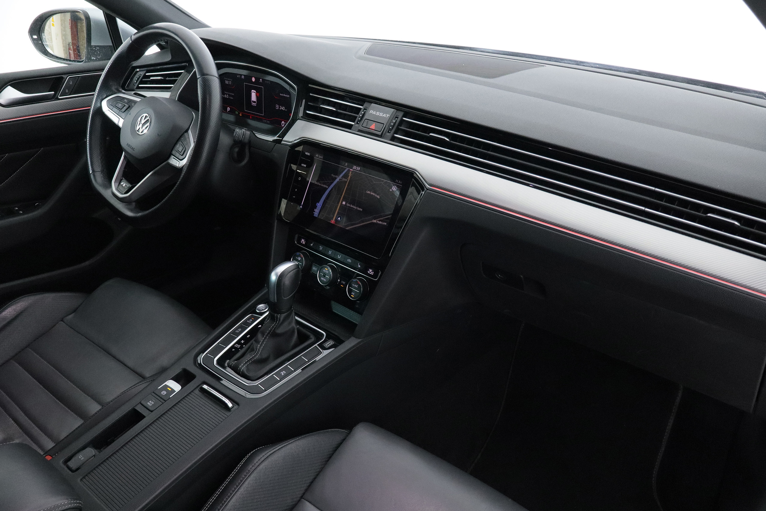 Volkswagen Passat VARIANT 2.0 TDI R-LINE DSG AUTO 150CV 5P #CUERO, NAVY,PARKTRONIC foto 15