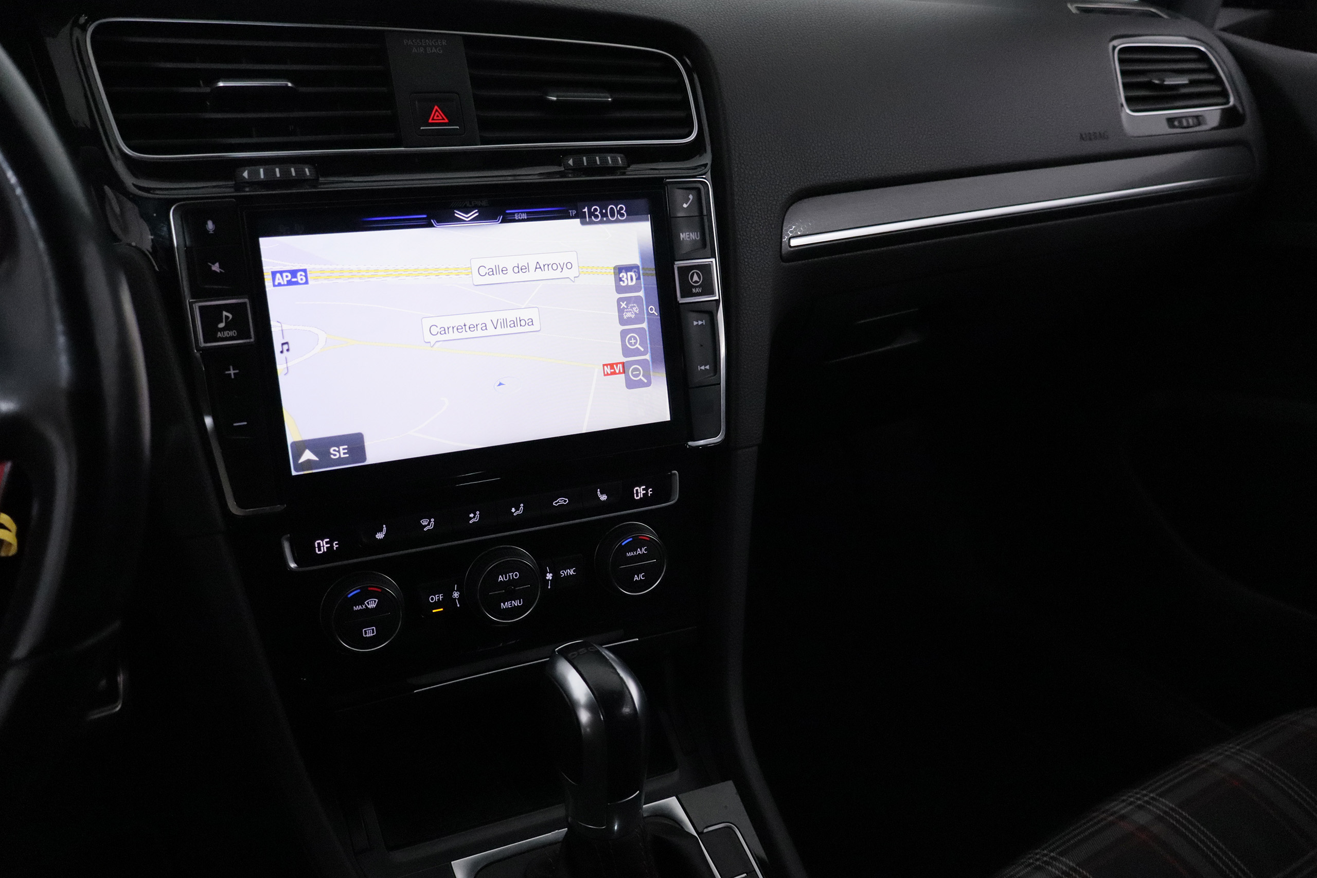 Volkswagen Golf 2.0 TSI GTI PERFORMANCE DSG AUTO 245CV 3P # NAVY, PARKTRONIC foto 17