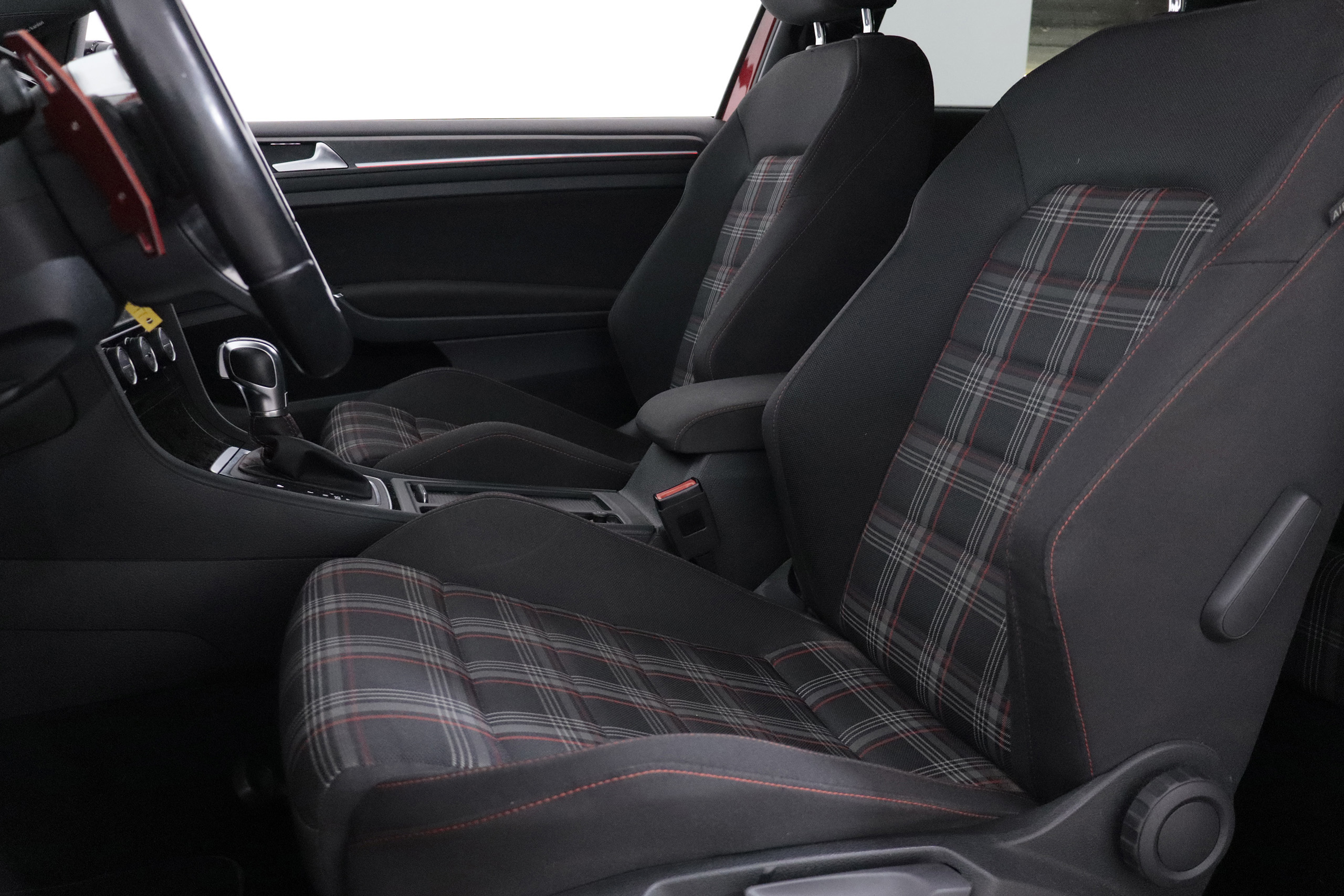 Volkswagen Golf 2.0 TSI GTI PERFORMANCE DSG AUTO 245CV 3P # NAVY, PARKTRONIC foto 21