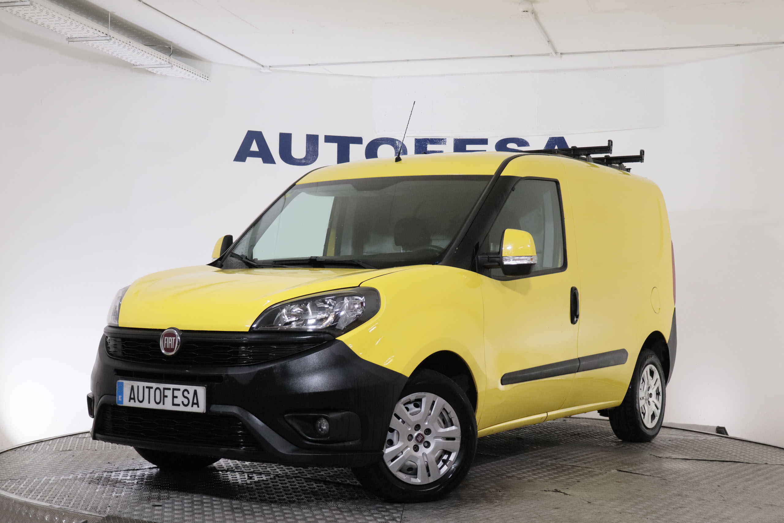 Fiat Doblo FURGO 1.3 D 95CV 2P foto 1