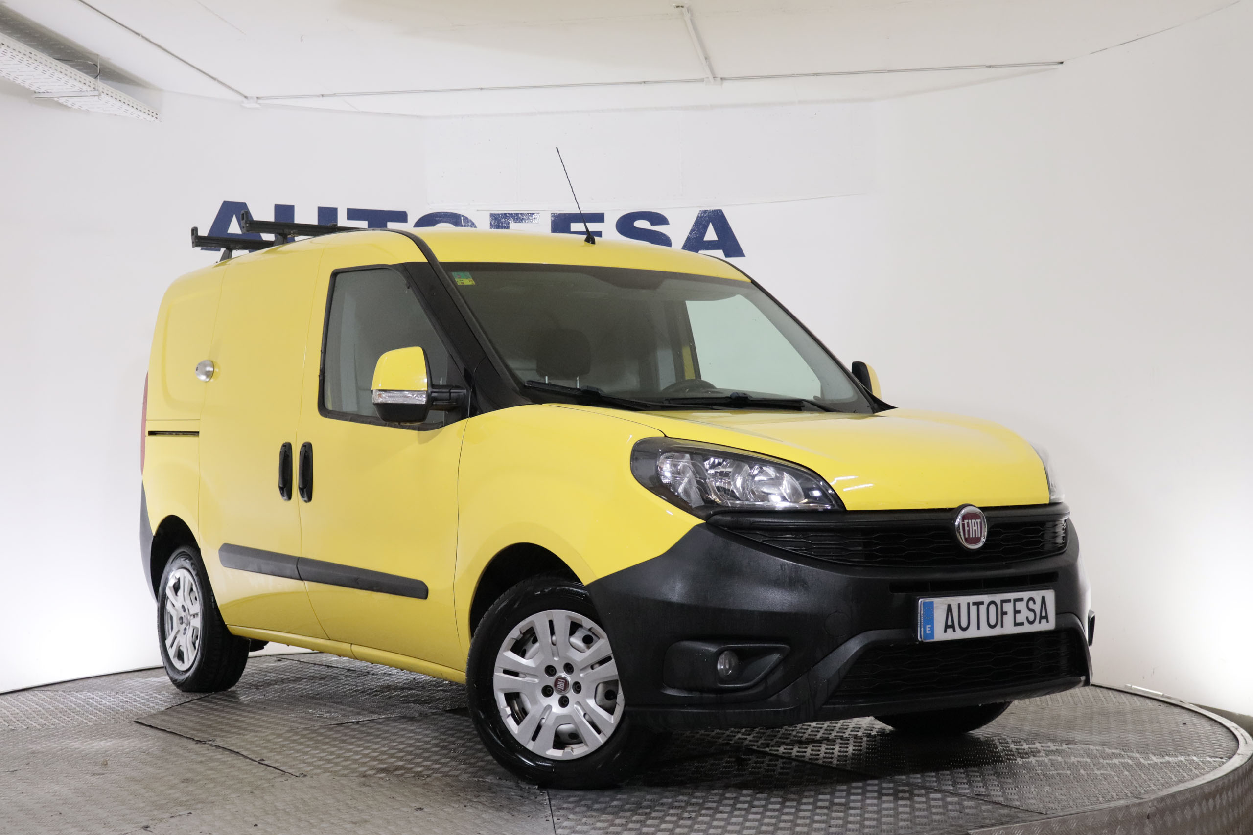Fiat Doblo FURGO 1.3 D 95CV 2P foto 3