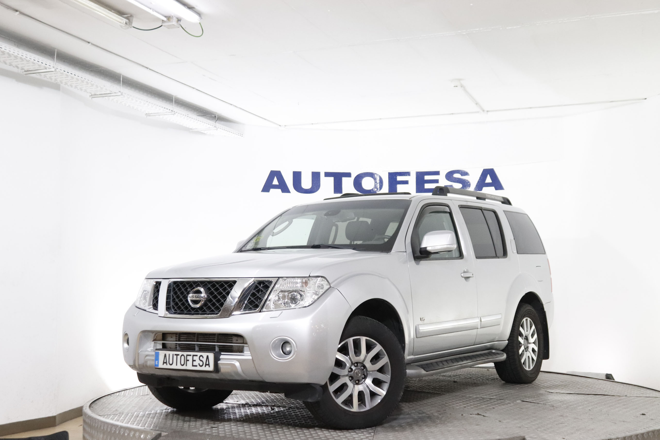 Nissan Pathfinder 3.0 DCI V6 LE 4X4 231CV 7PLAZAS 5P foto 25