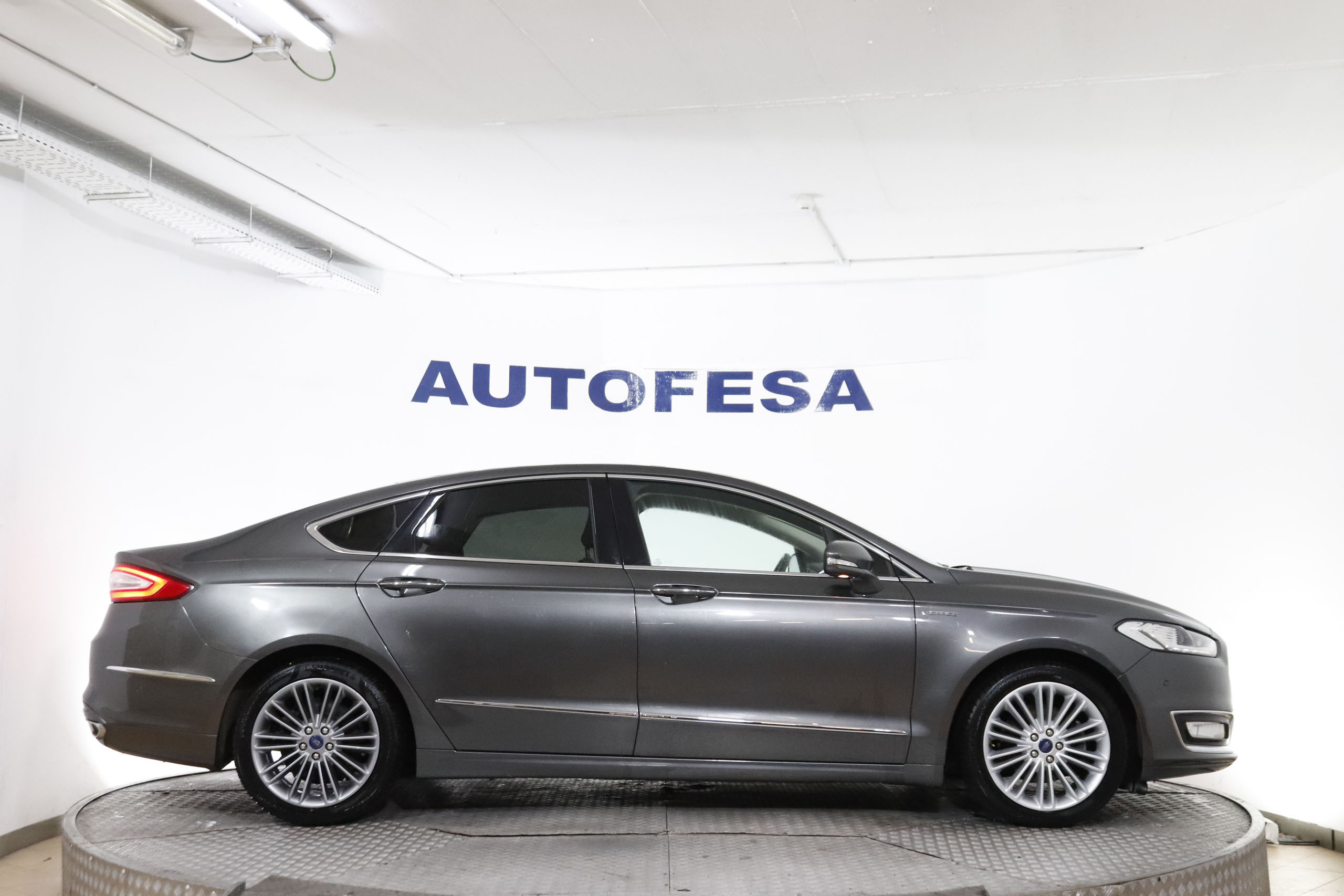 Ford Mondeo 2.0 HEV VIGNALE AUTO 187CV 4P #CUERO, NAVY, PARKTRONIC foto 11