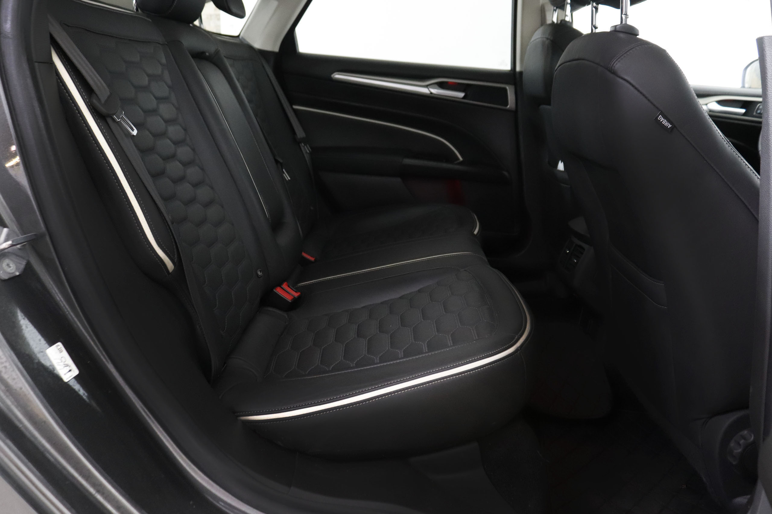 Ford Mondeo 2.0 HEV VIGNALE AUTO 187CV 4P #CUERO, NAVY, PARKTRONIC foto 27