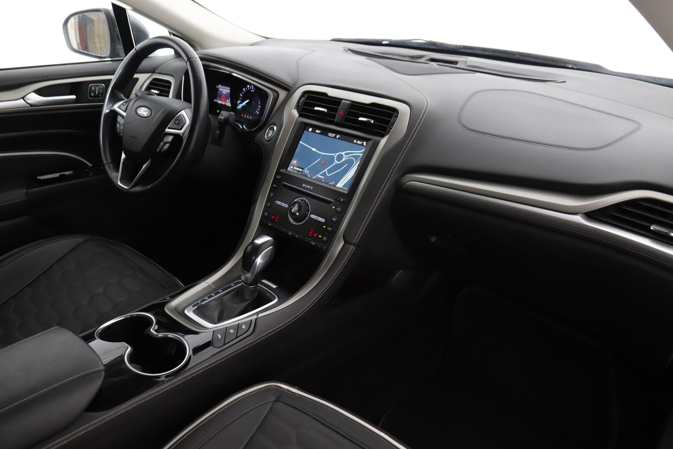 Ford Mondeo 2.0 HEV VIGNALE AUTO 187CV 4P #CUERO, NAVY, PARKTRONIC foto 15